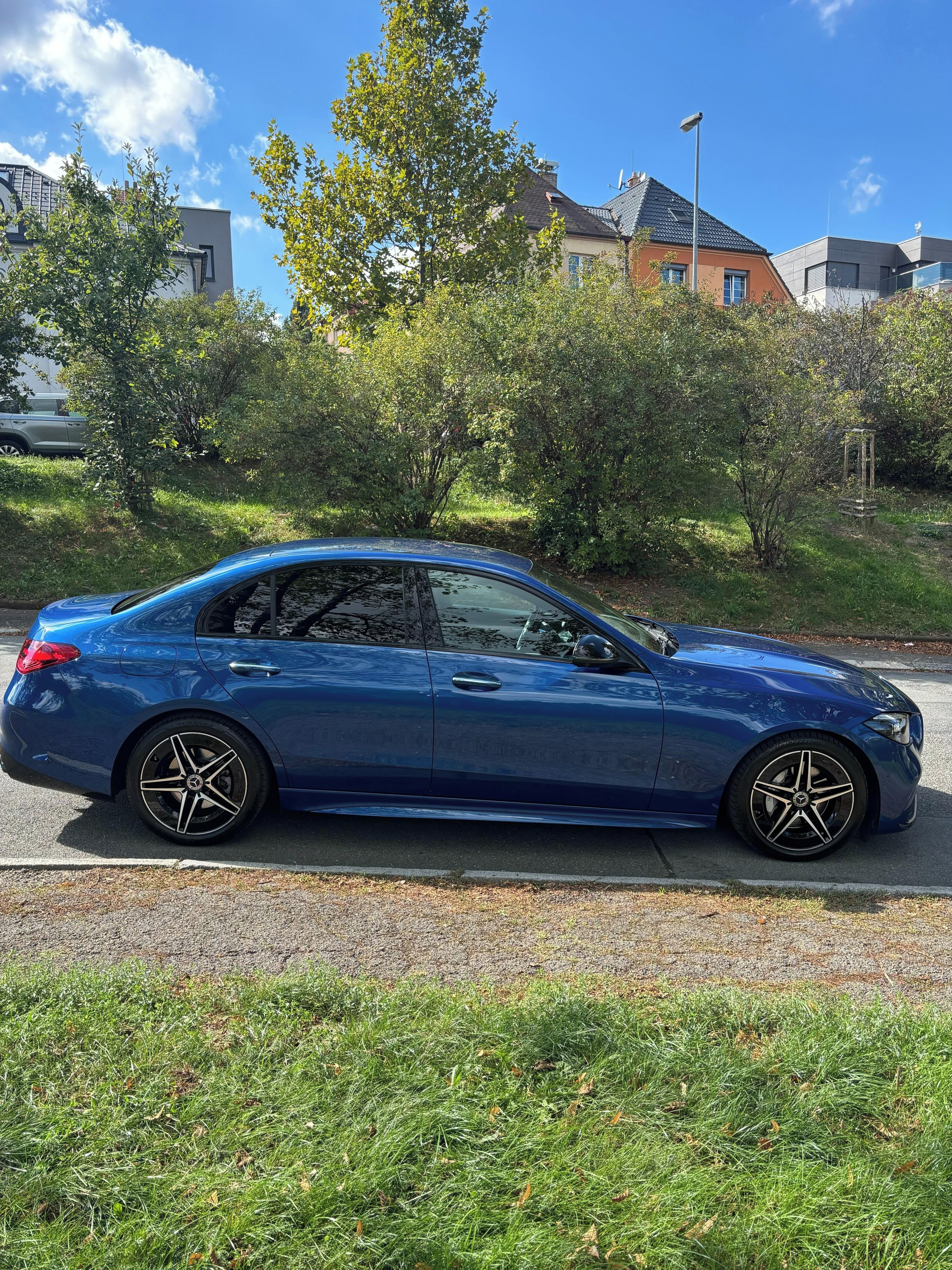 Mercedes-Benz Třídy C, C300 4M, AMG, Záruka 1. Maj. - fotka 4