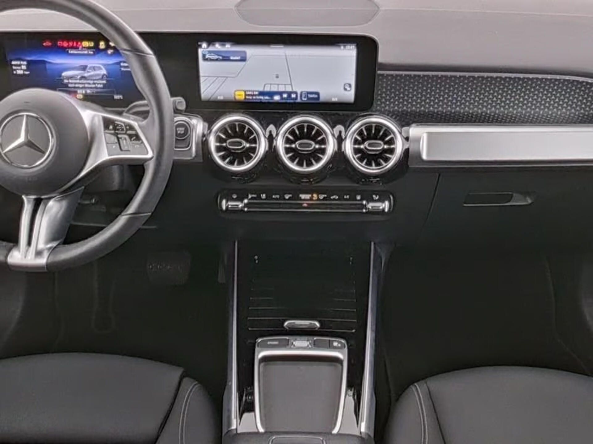 Mercedes-Benz EQB, 300 4M Progressive Pano - fotka 6