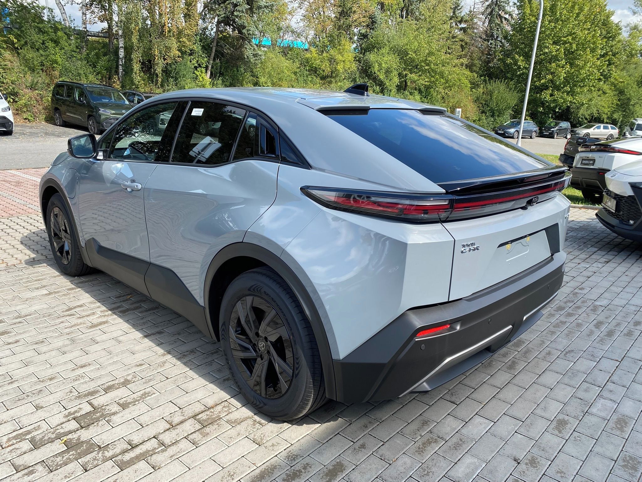 Toyota C-HR, + BEV224 Style - fotka 4