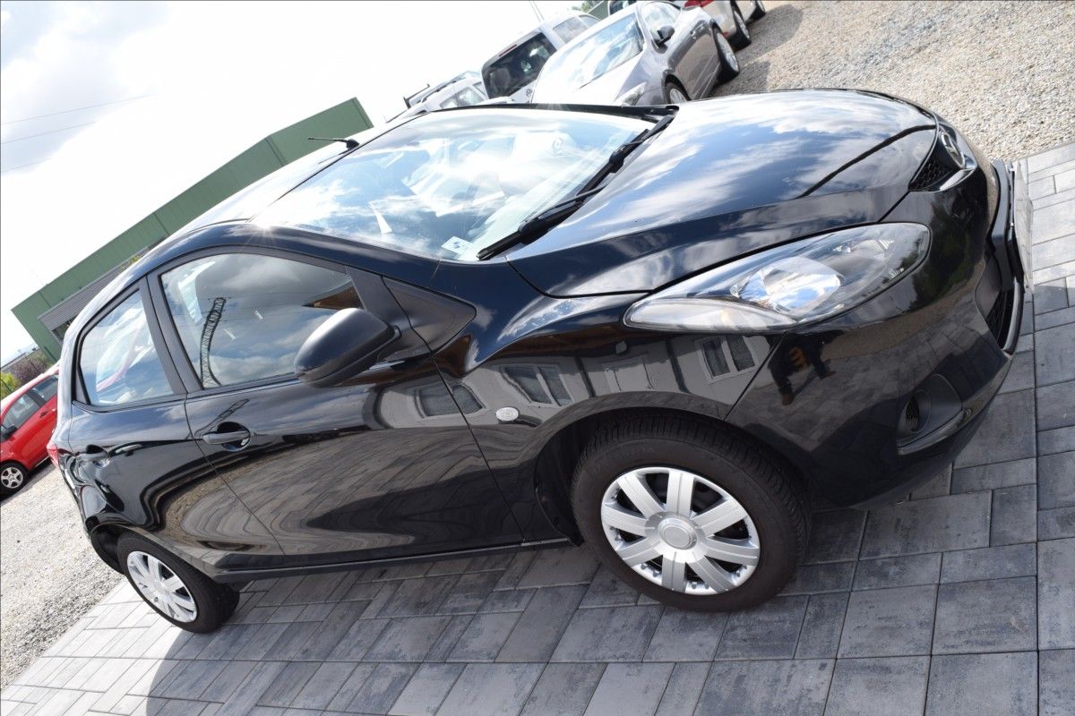 Mazda 2, 1,4 i 55KW KLIMA - fotka 4
