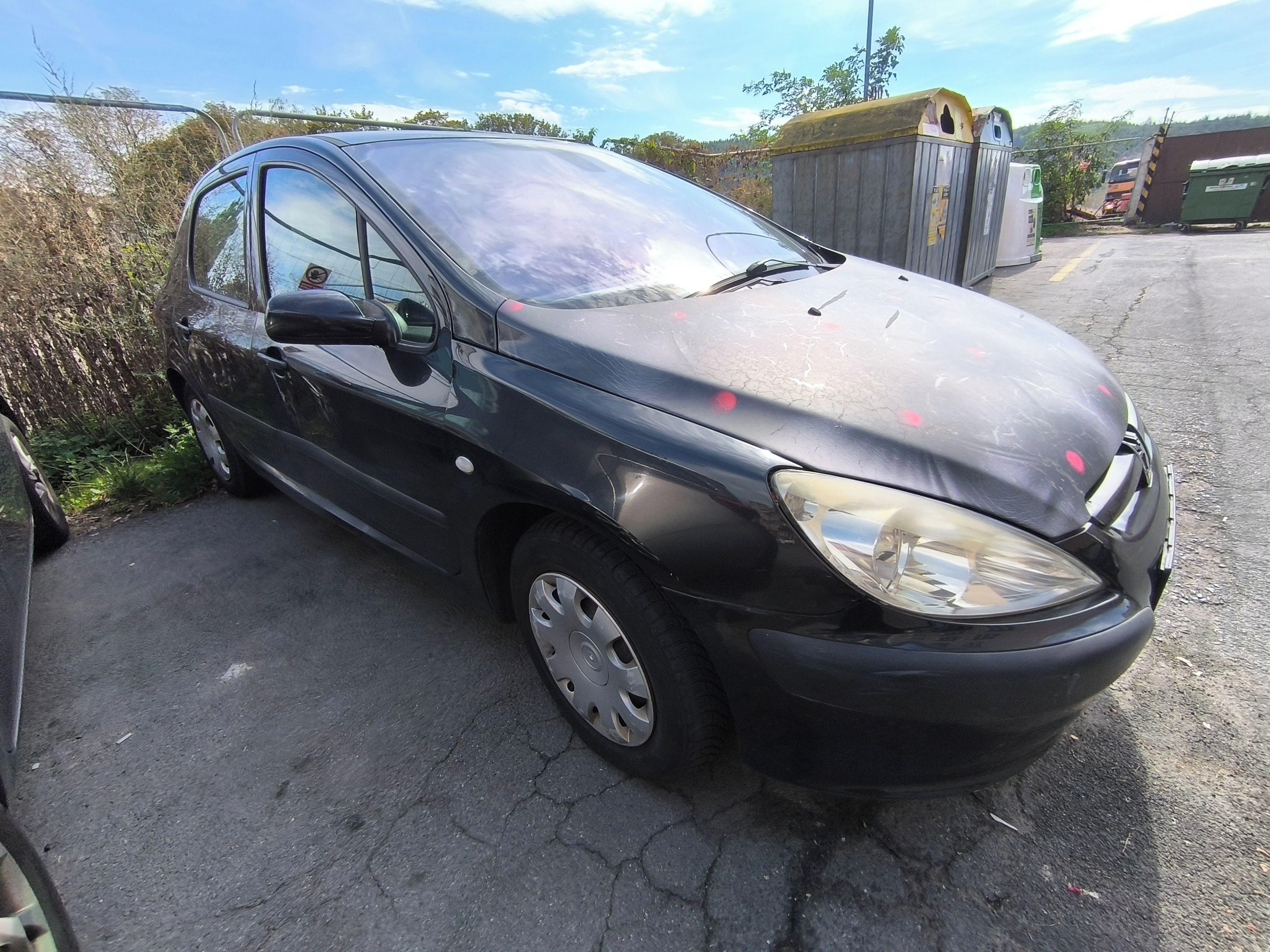 Peugeot 307, 2xpneu, nová baterie