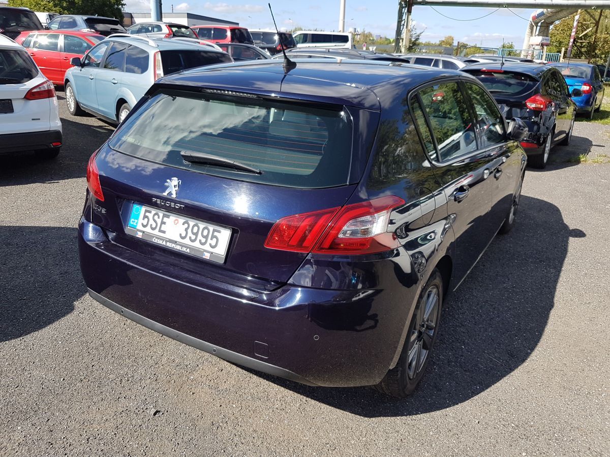 Peugeot 308, 1.6HDi 68KW NAVI - fotka 6