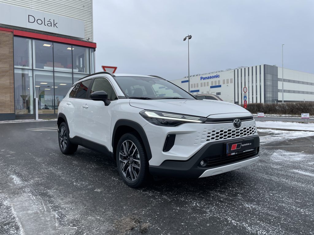 Toyota Corolla Cross, 1.8 Hybrid Style ODBĚR 12/2026