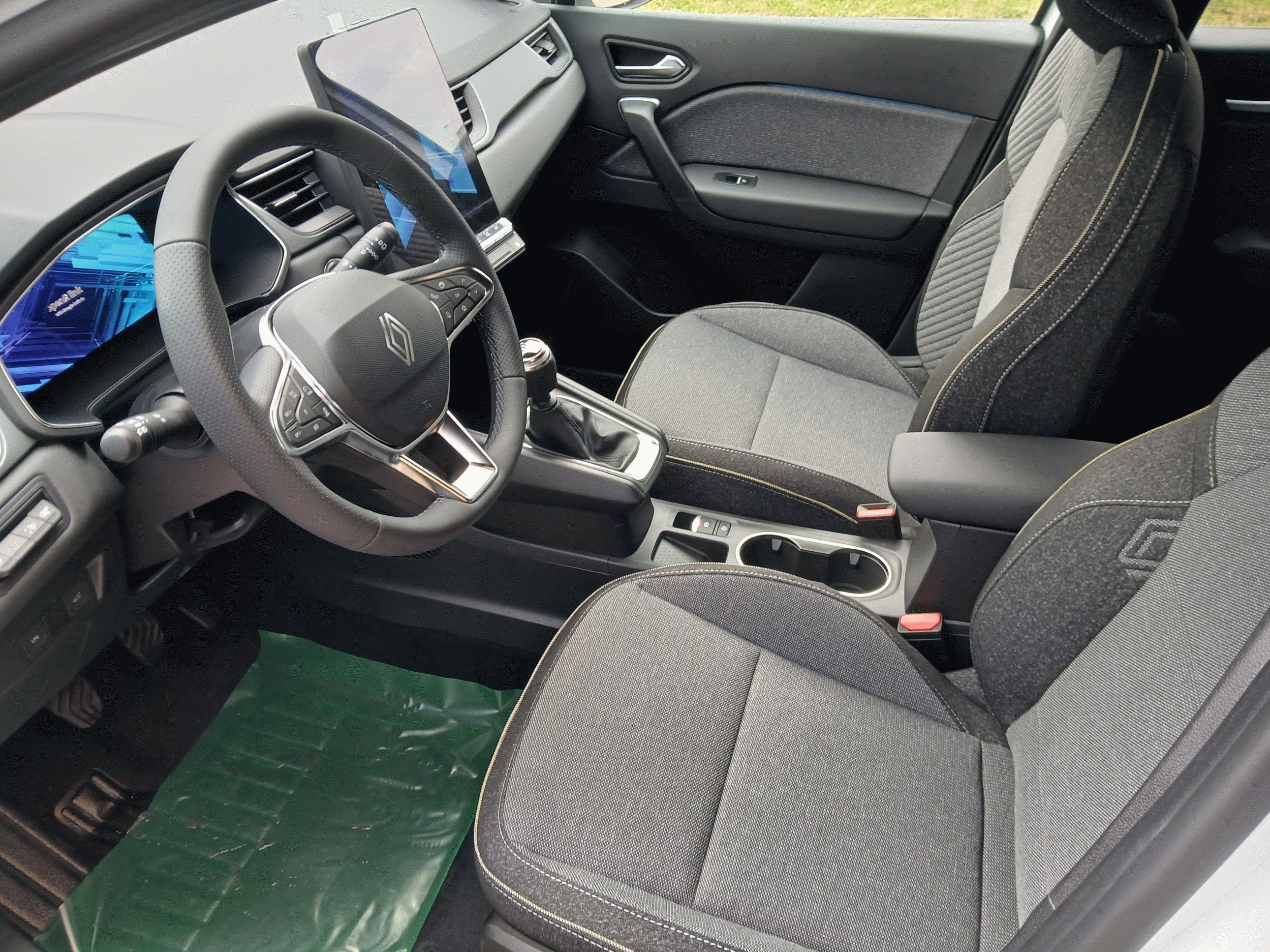 Renault Symbioz, techno  Eco-G 120 Pobočka Ostr - fotka 6