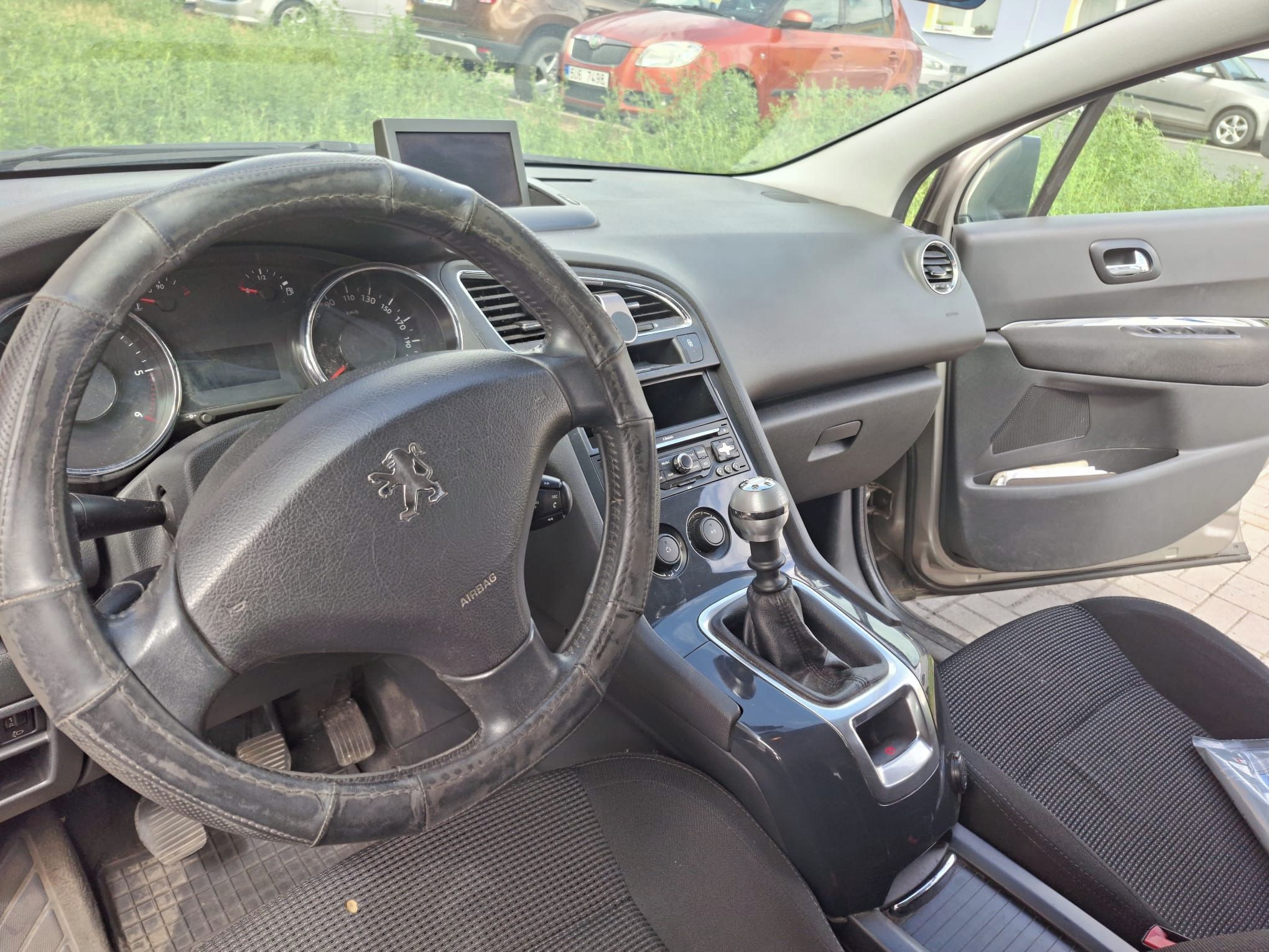 Peugeot 5008 - fotka 2