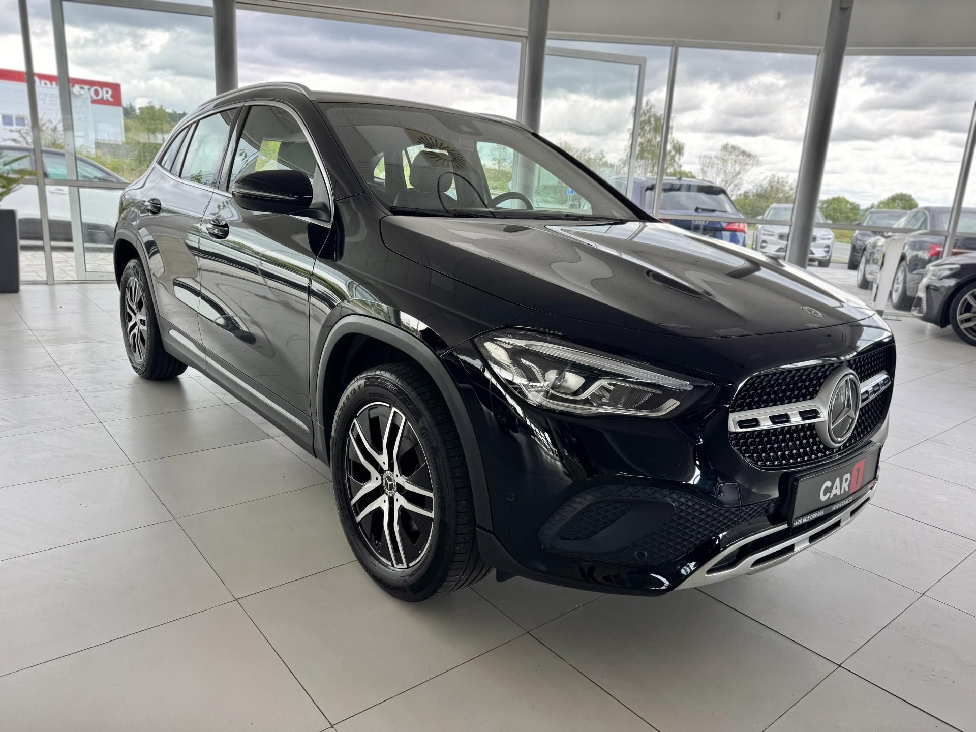 Mercedes-Benz GLA, 200d AUT*Distronic*Tažné*DPH - fotka 4