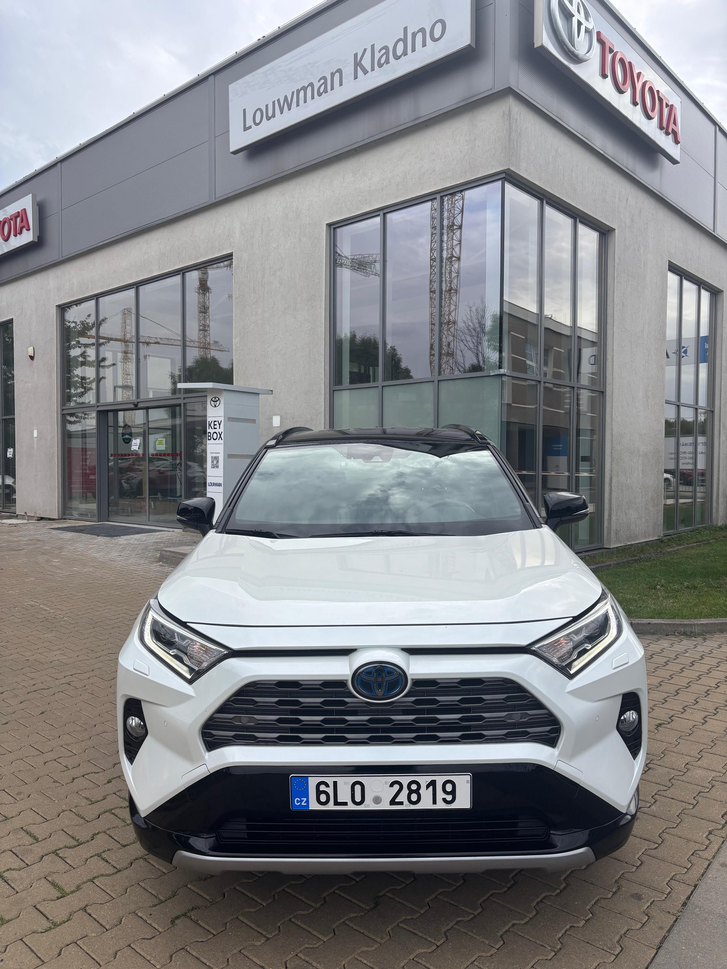 Toyota Rav4, Selection 4x4 top stav, servis