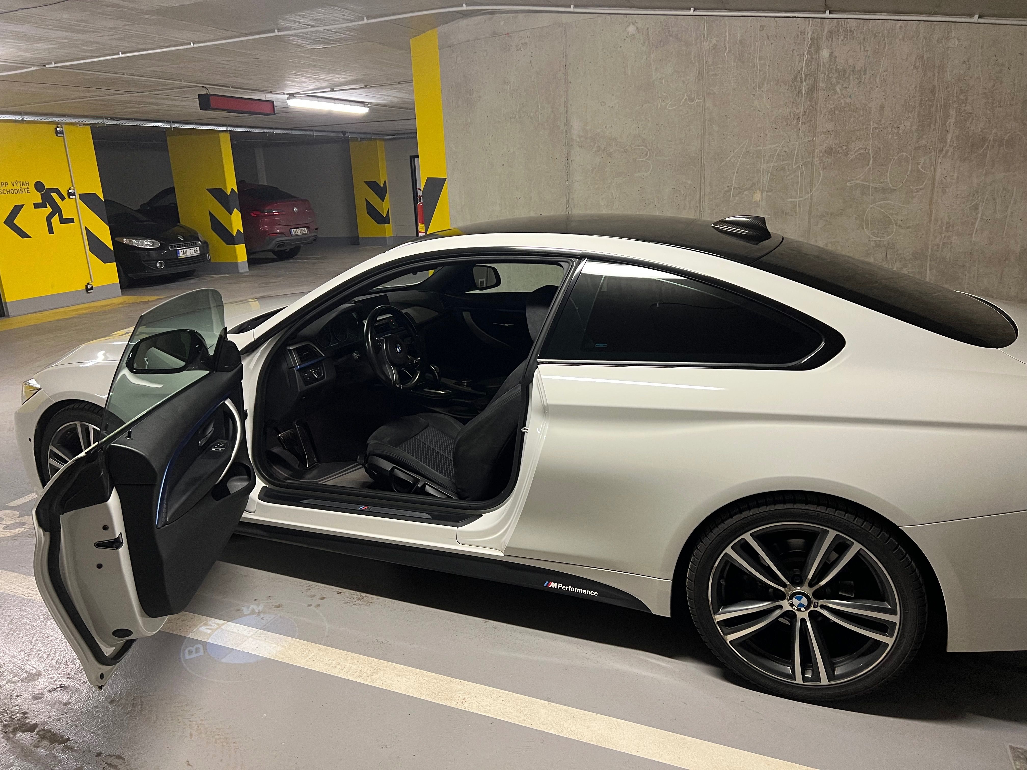 BMW Řada 4, Prodám 430i (Odpočtové) - fotka 6
