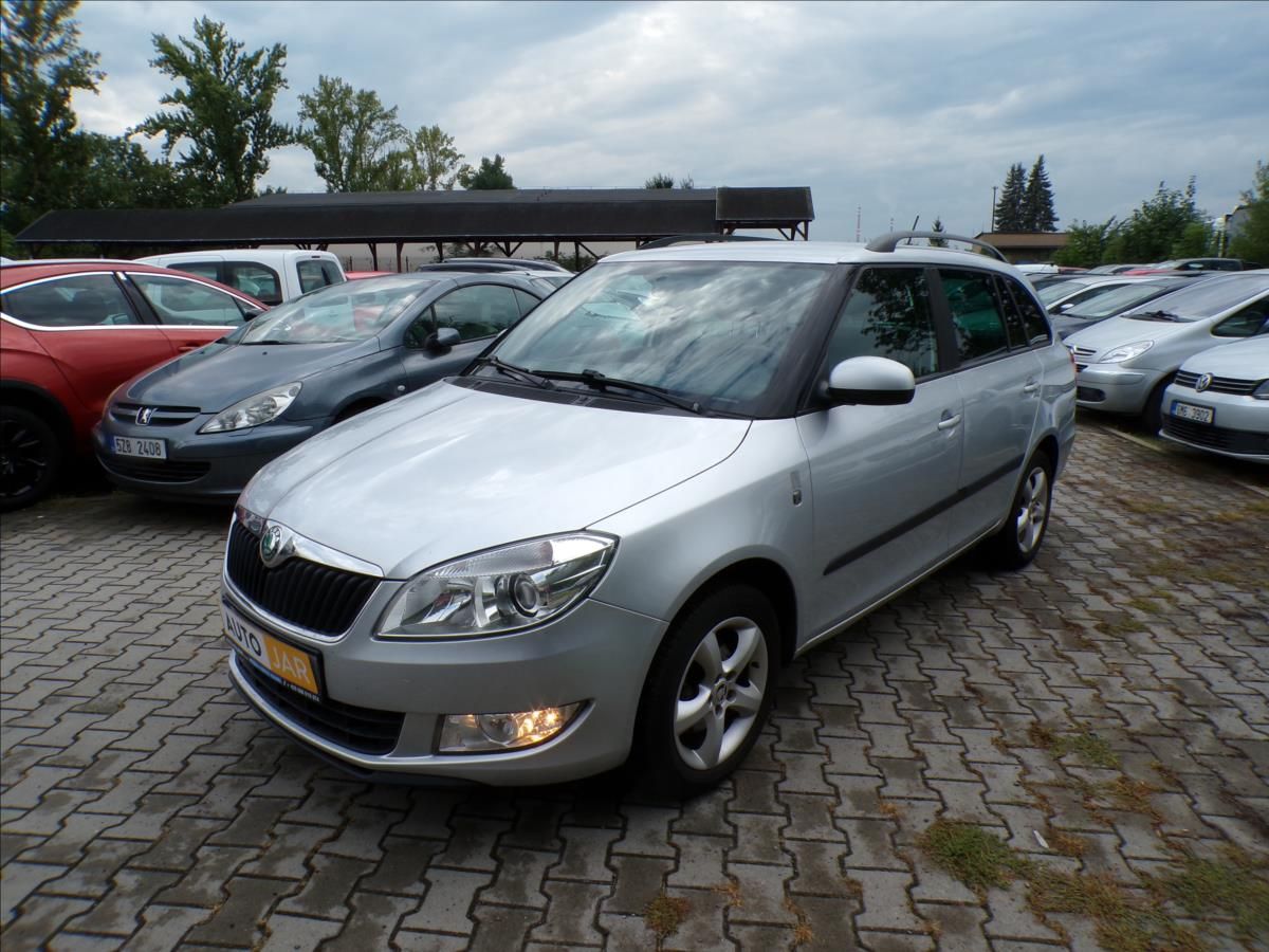 Škoda Fabia, 1,2 TSI  DIGI.KLIMA - fotka 2