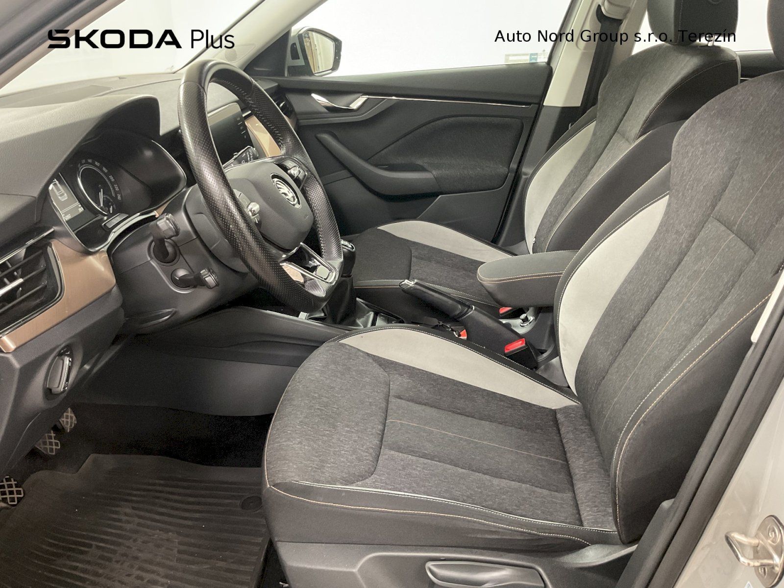Škoda Kamiq, Style 1,0 TSI 81 KW 6-stup. me - fotka 5