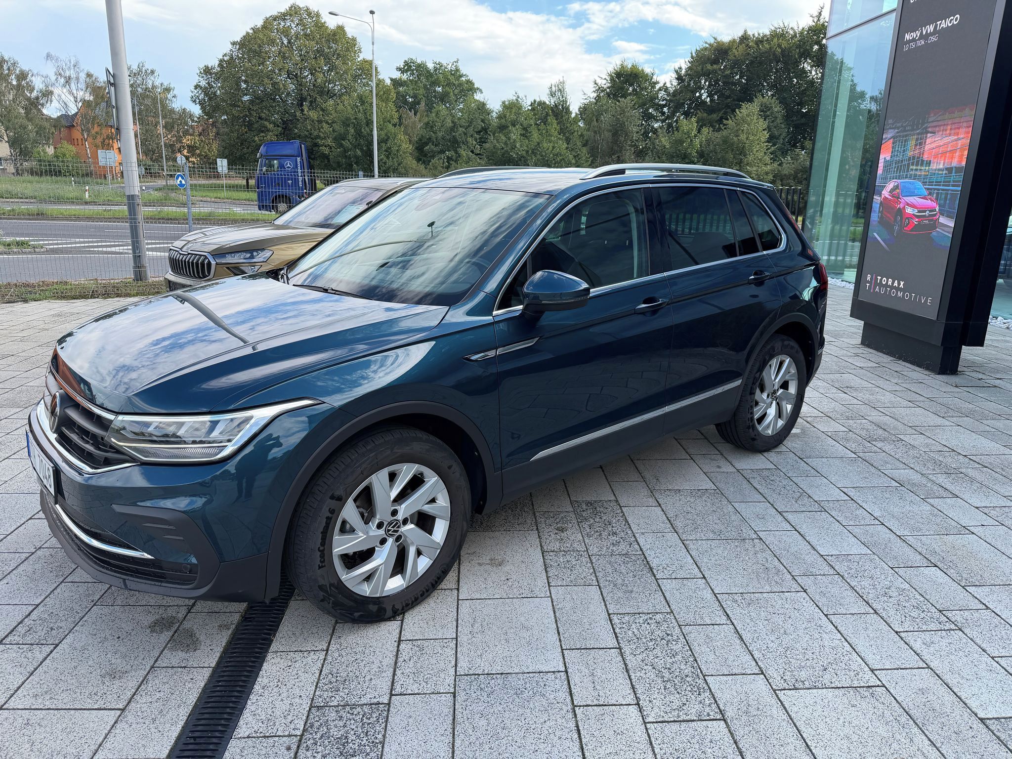 Volkswagen Tiguan, Life  2,0TDI 110kW DSG - fotka 4