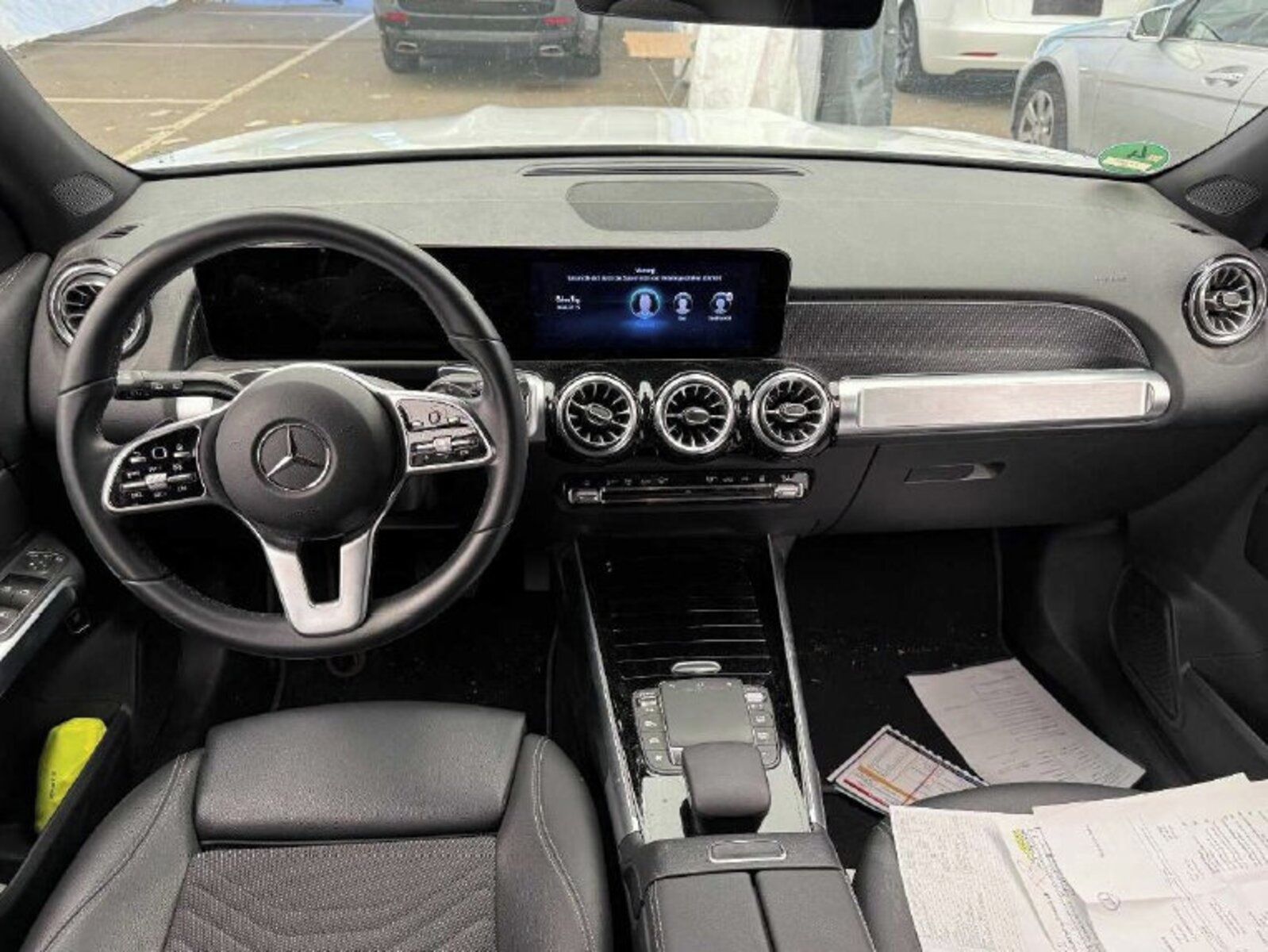 Mercedes-Benz EQB, EQB 250, Automat, Kůže, Navi - fotka 3