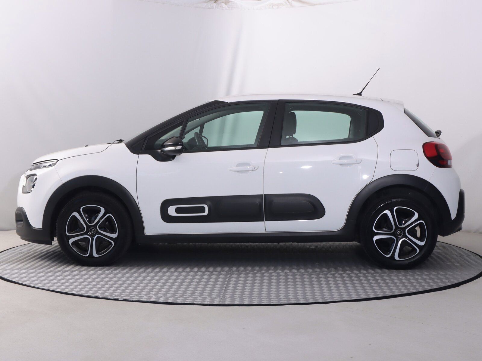 Citroën C3, 1.2 PureTech, Serv.kniha - fotka 3