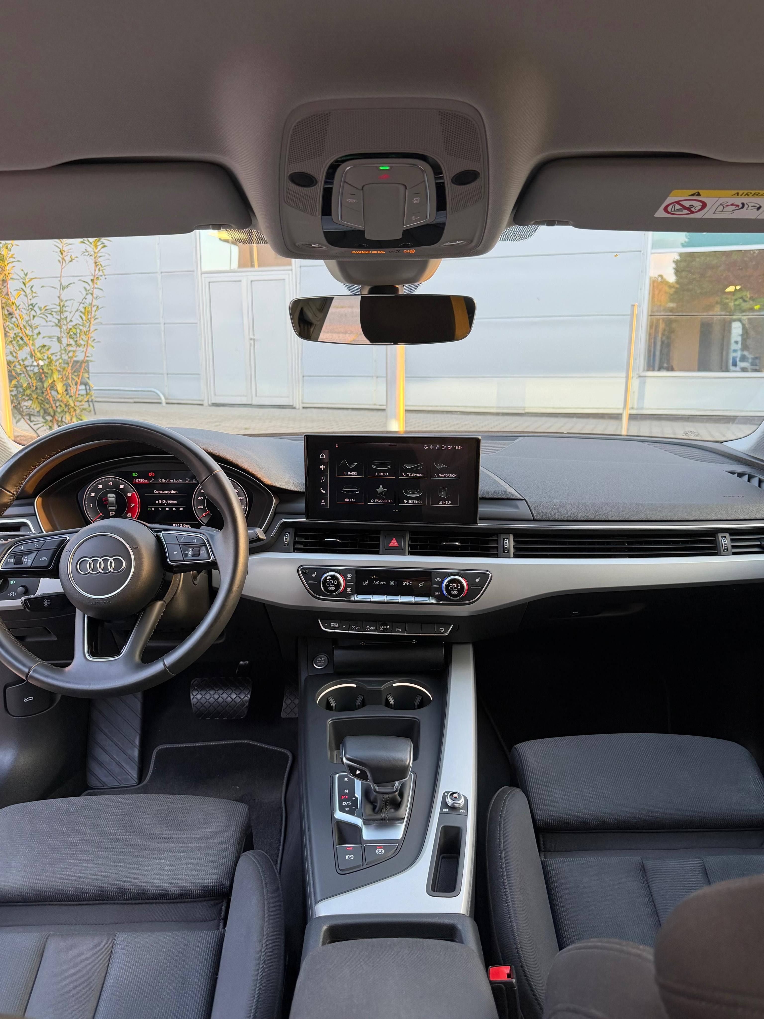 Audi A4, Audi A4 2.0 35 TFSI S tronic - fotka 5