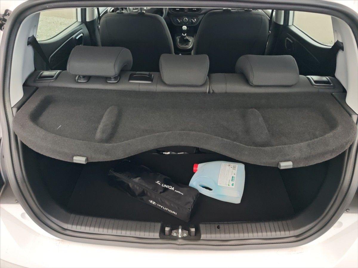Hyundai i10, 1,0 i Comfort Club - fotka 6