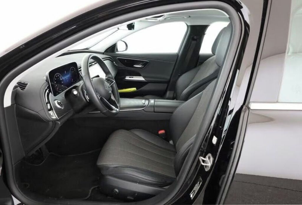 Mercedes-Benz Třídy E, 220 d AVANTGARDE Advanced - fotka 5