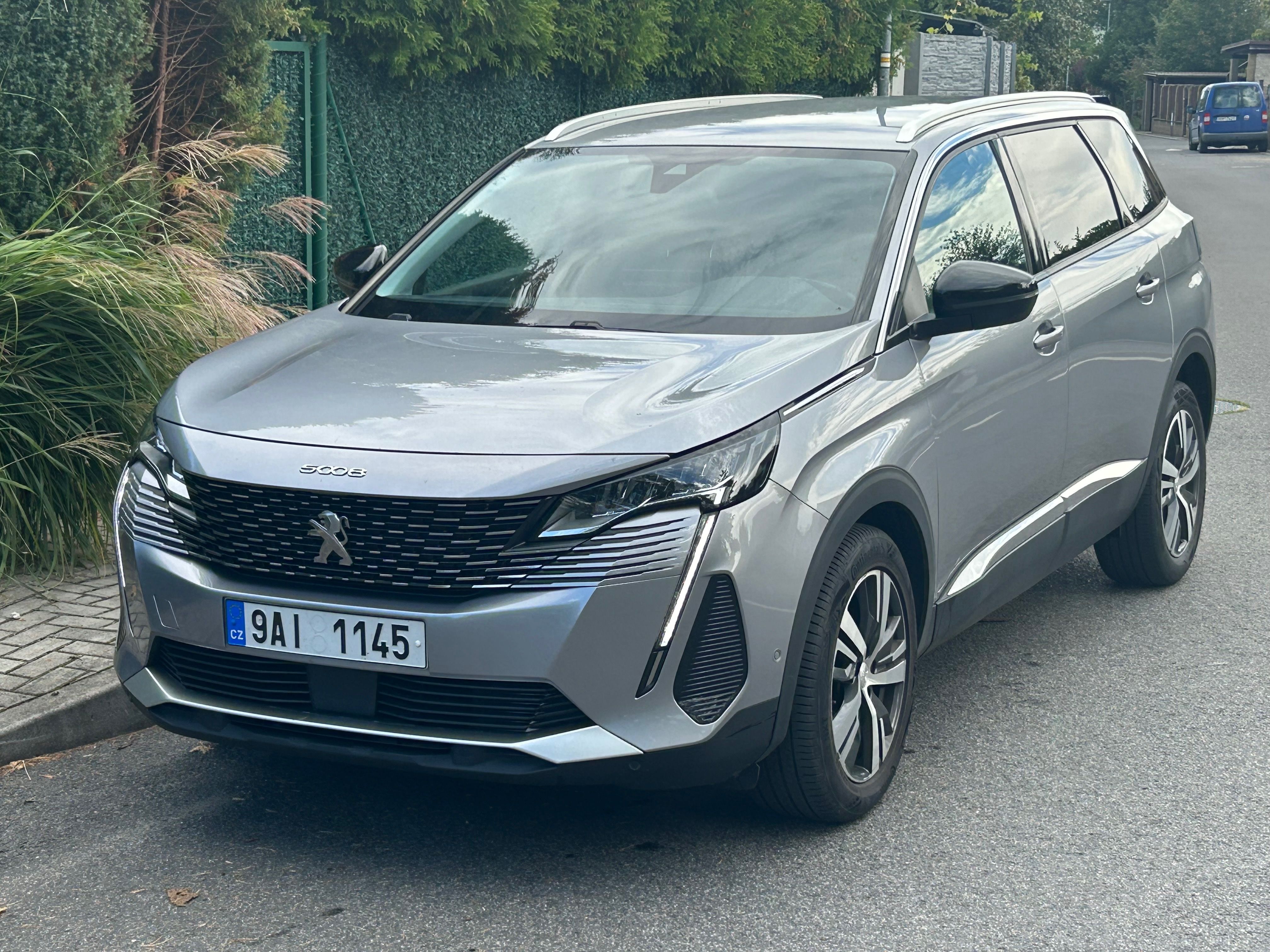 Peugeot 5008, 1.2PT ALLURE 7 míst ČR 1.maj - fotka 3