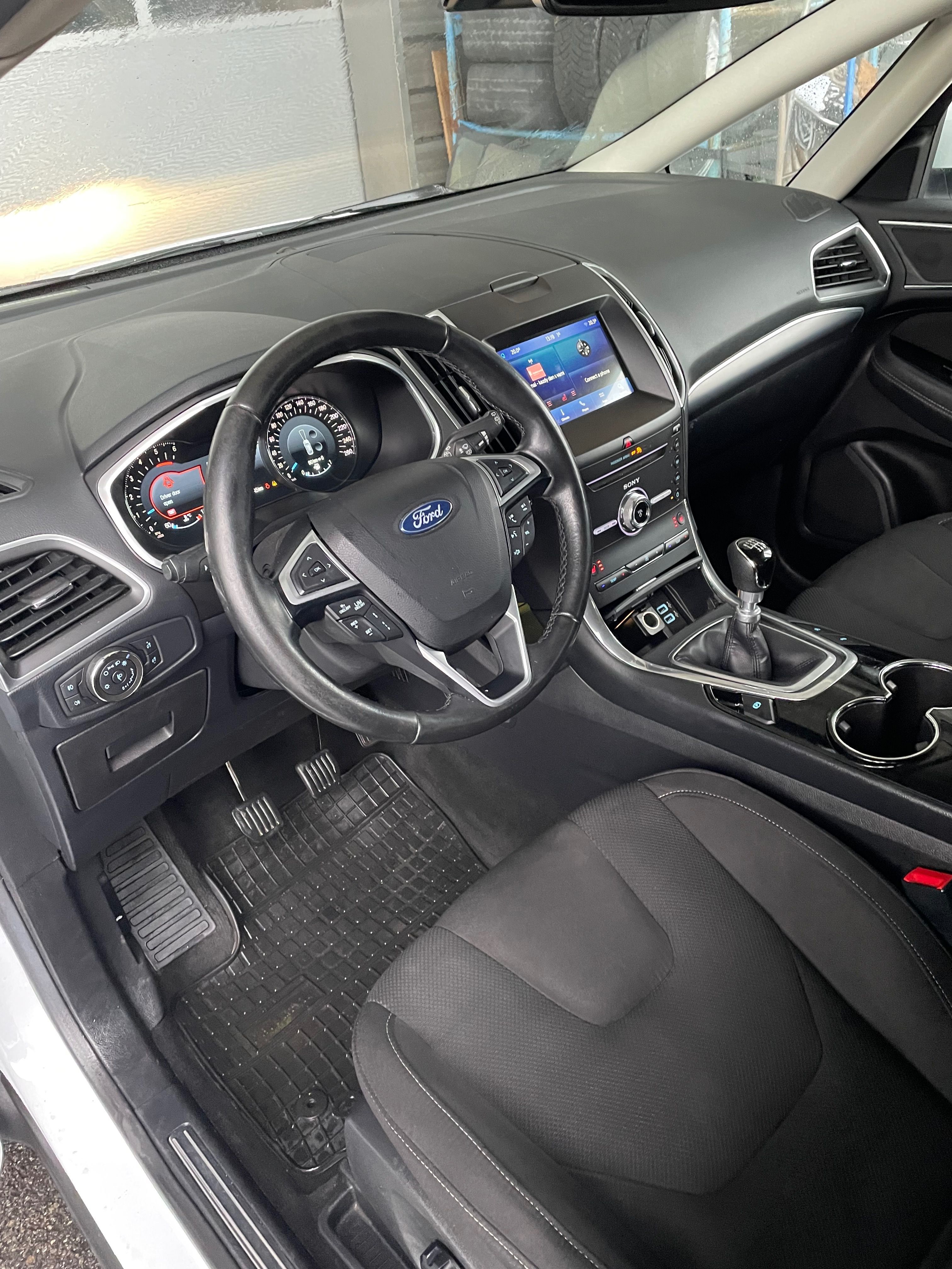 Ford S-MAX, S-max 2.0tdci titanium - fotka 6