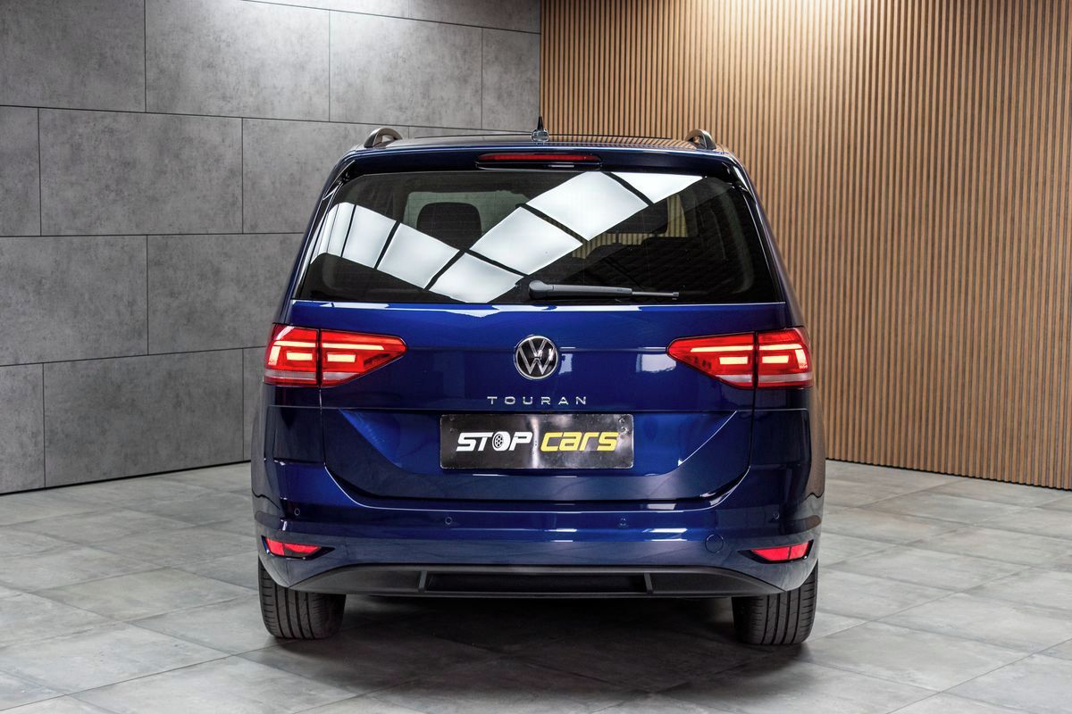 Volkswagen Touran, 1.5 TSI TAŽNÉ*7.MÍST*DPH*ČR 1M - fotka 5