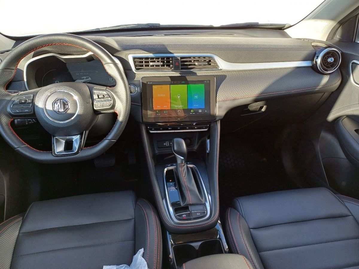 MG ZS, Exclusive 1,0 TGI 82 kW 2WD 6A - fotka 5