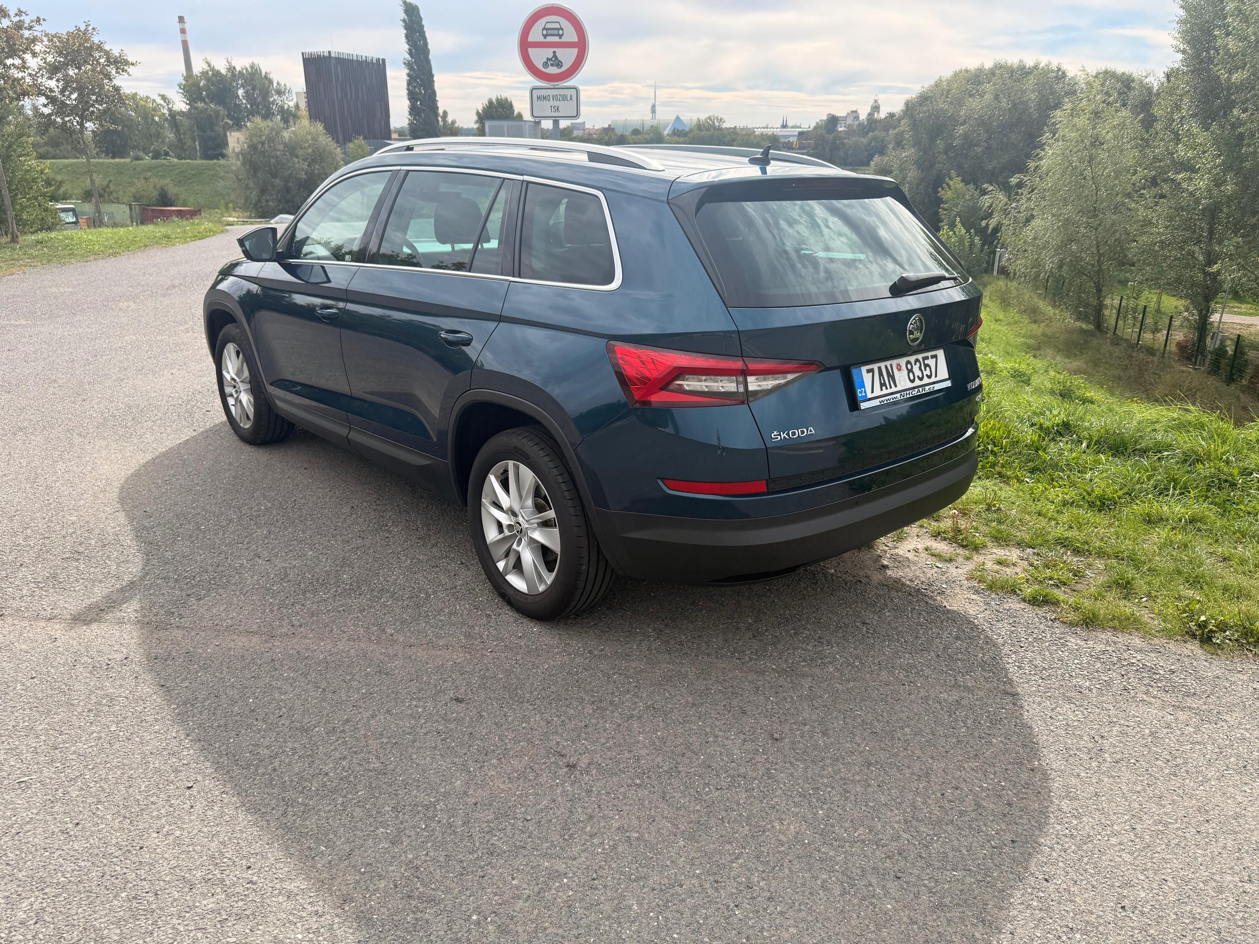 Škoda Kodiaq, 2.0TDI 4x4 SERVIS, SUPER STAV - fotka 4