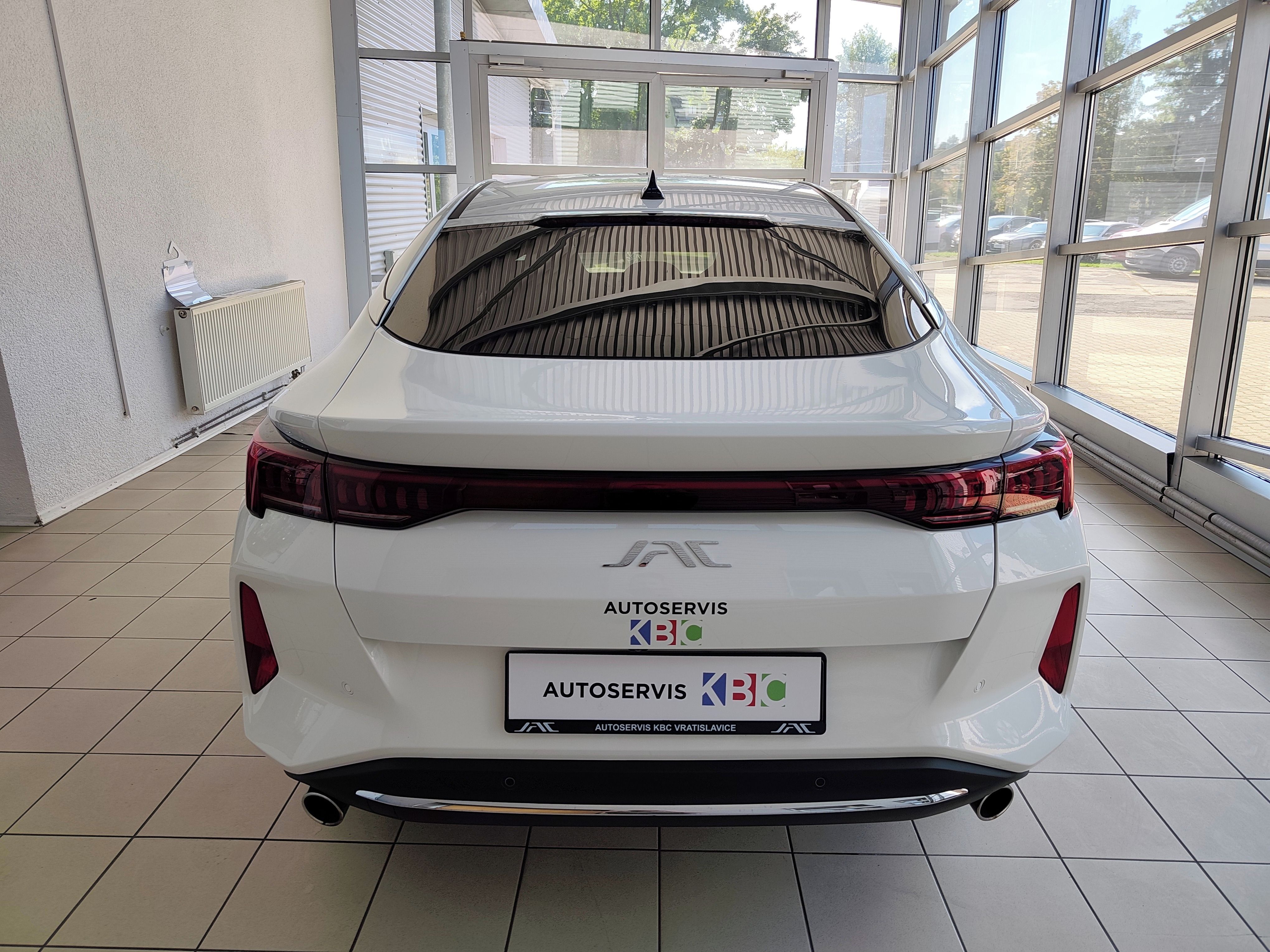 JAC J7PLUS, 1,5T 100KW AT - fotka 3