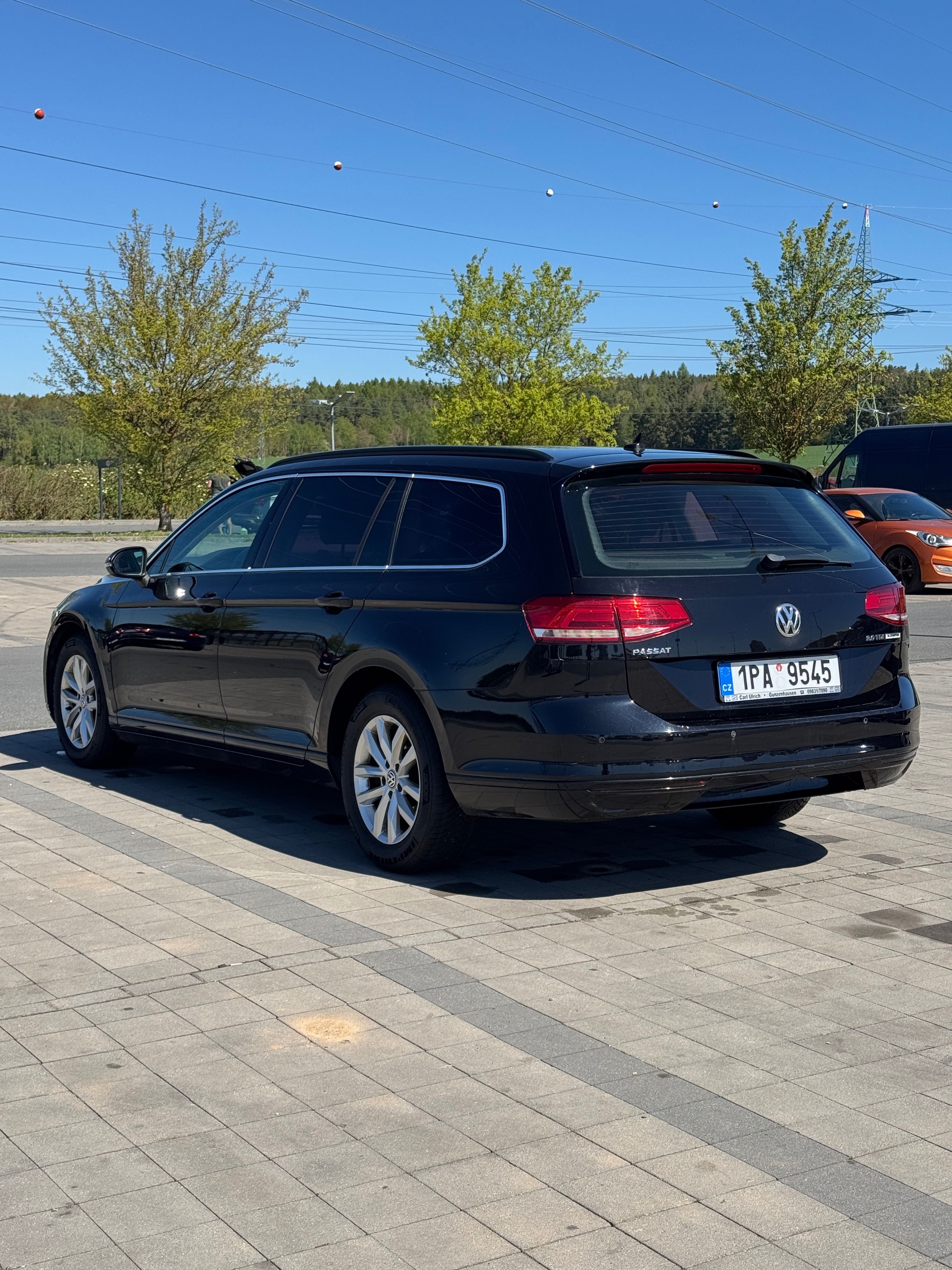 Volkswagen Passat, B8 2.0 TDI - fotka 3