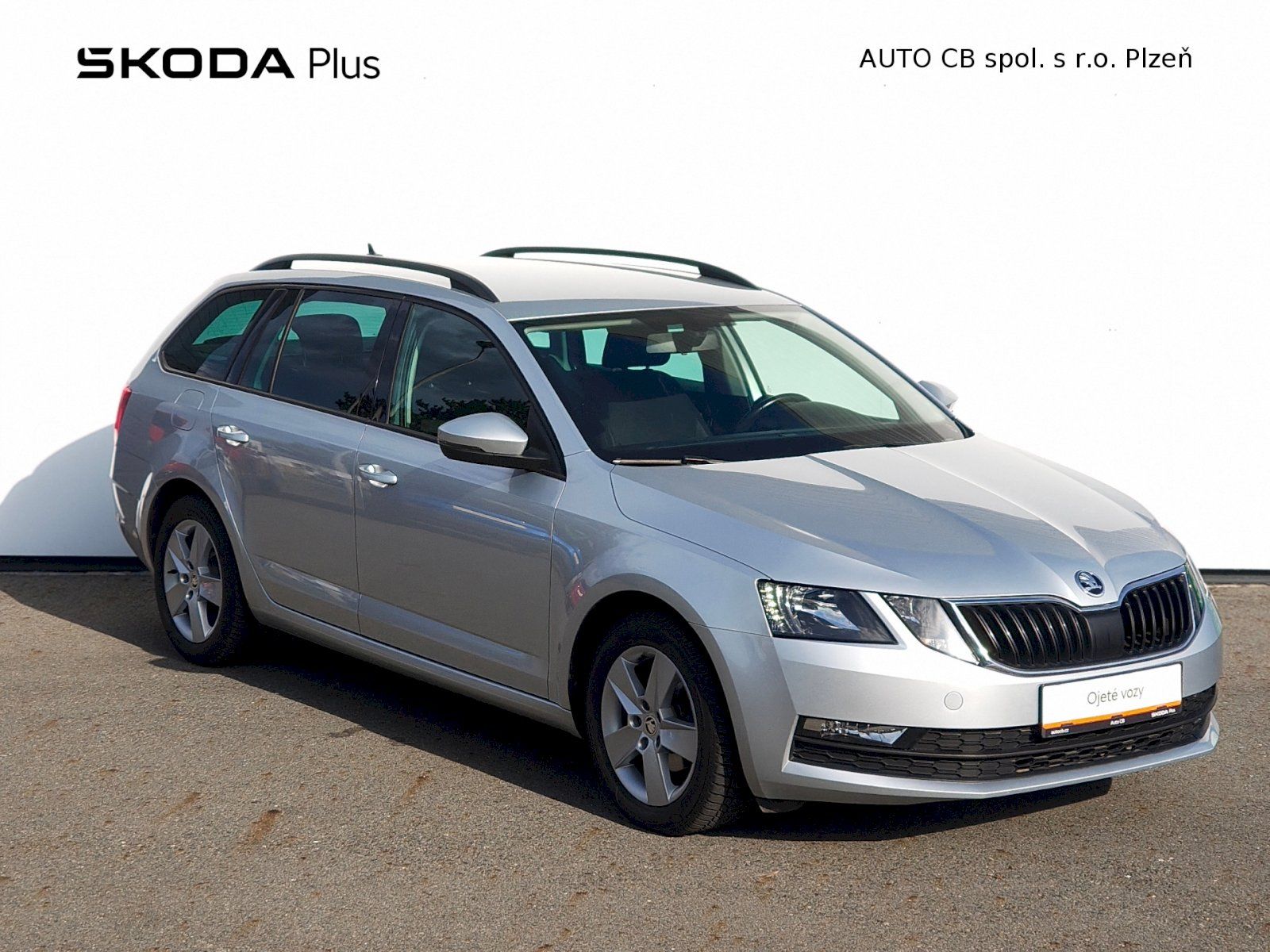 Škoda Octavia, Combi III 1.6 TDI 85kW Ambitio - fotka 6