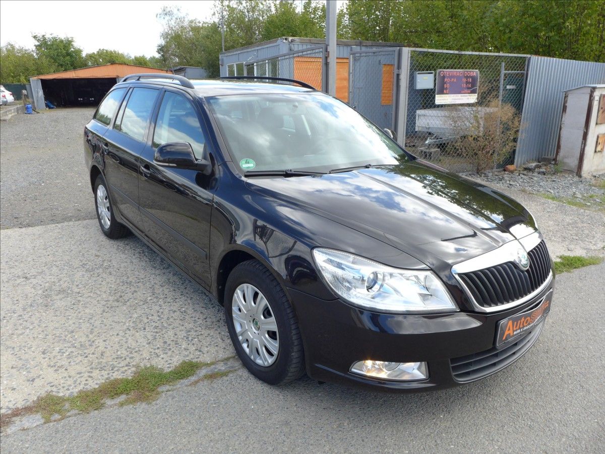 Škoda Octavia, 1,4 TSI  DIGI KLIMA, VÝHŘEV - fotka 4