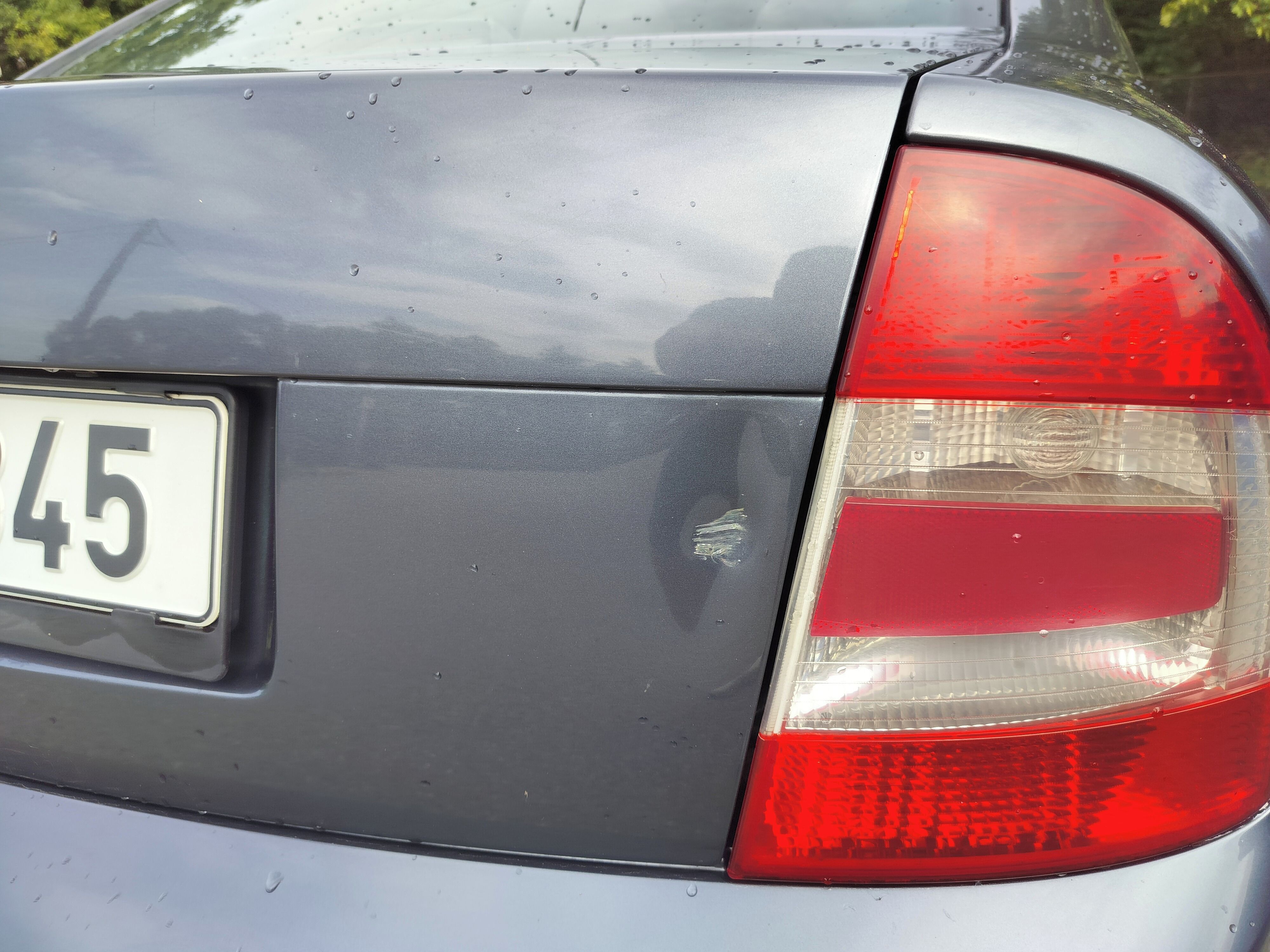 Škoda Superb, Škoda Superb 2.0 TDI 103 kW - fotka 6