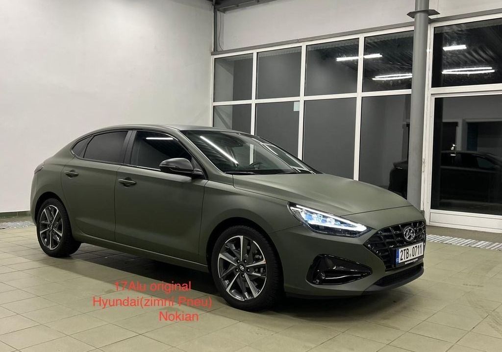 Hyundai i30, 1,0 T-GDI DCT SMART FASTBACK - fotka 3