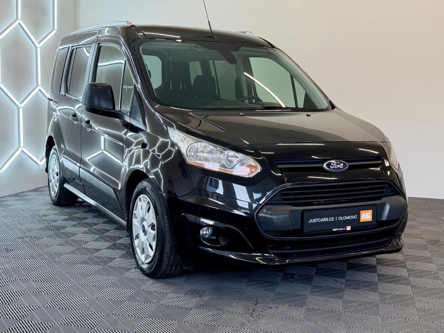 Ford Tourneo Connect, 1.6 TDCi GPS NAVI/SERV.KN. - fotka 3