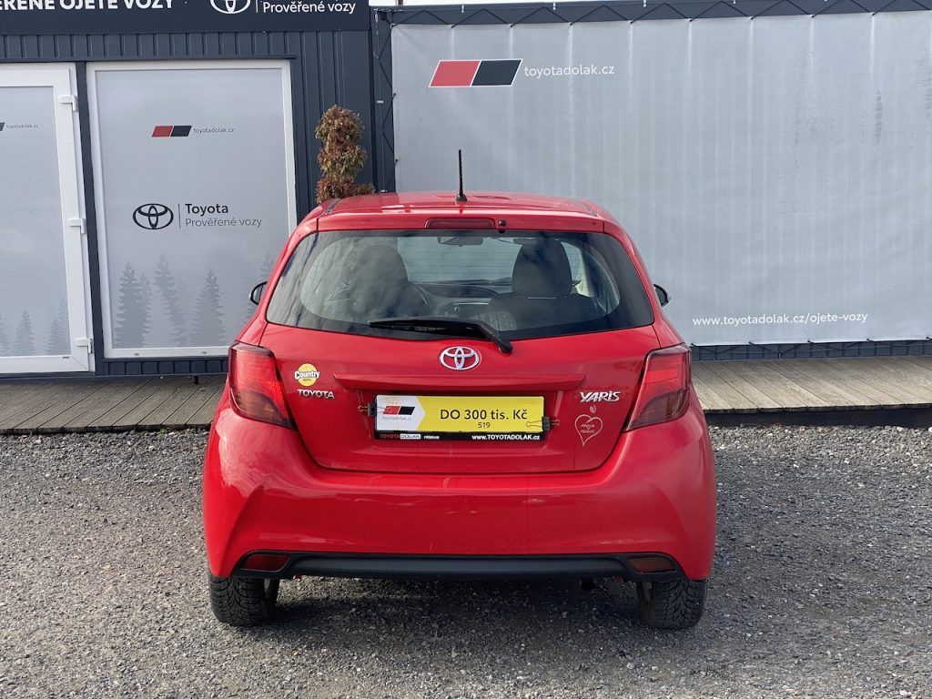 Toyota Yaris, 1.33i, ČR, Active, automat - fotka 6