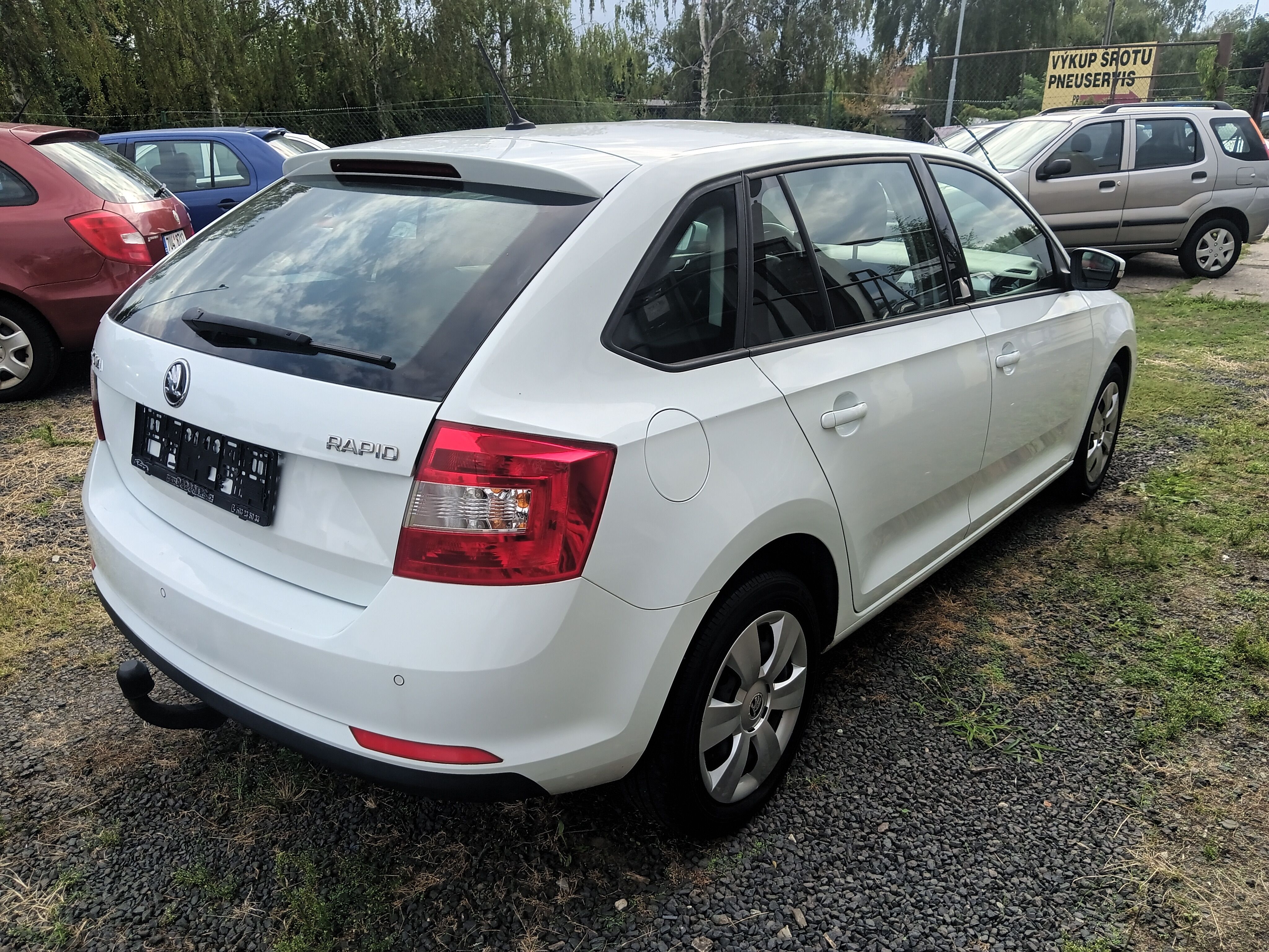 Škoda Rapid, 1.2 TSI Spaceback Ambiton 81KW - fotka 5