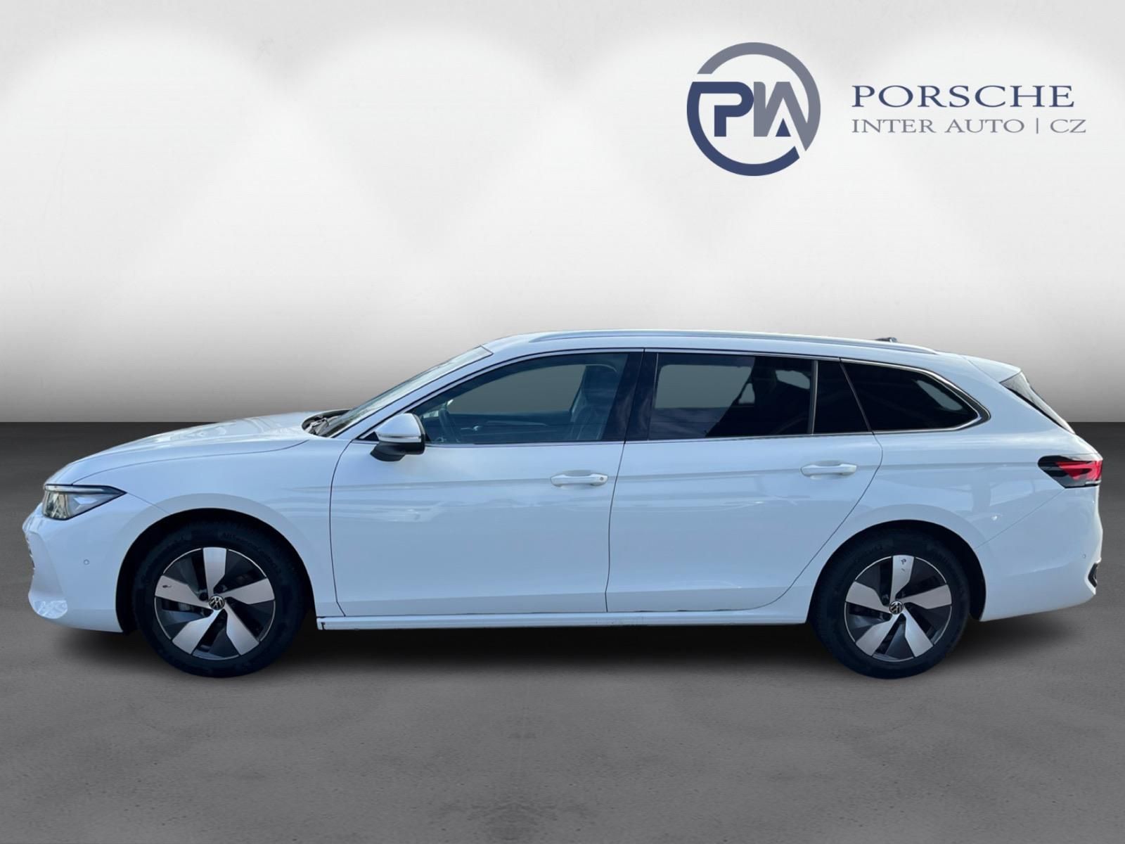Volkswagen Passat, 1.5TSI BUSINESS GT 110kW DSG - fotka 4