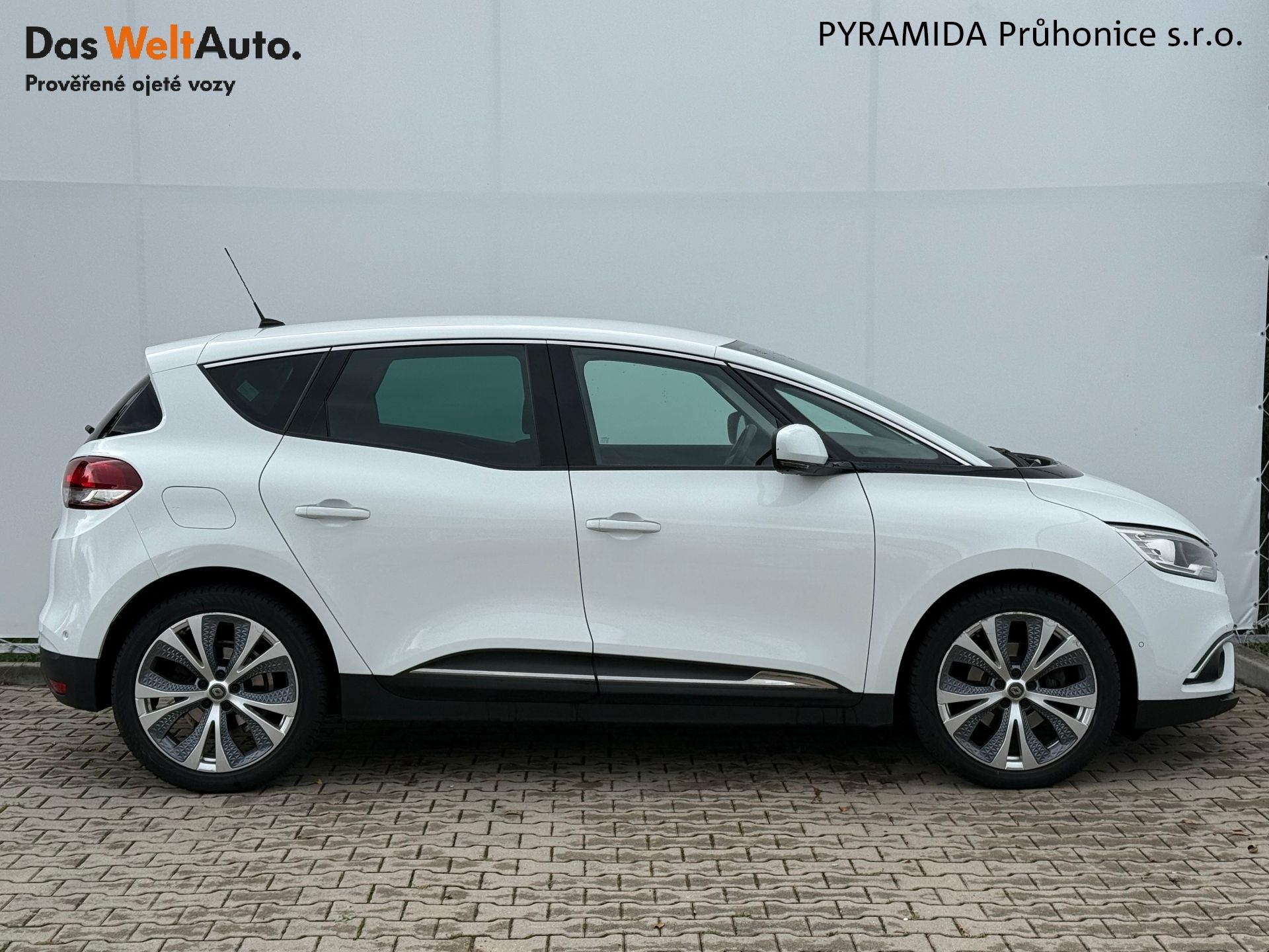 Renault Scénic, 1.7 DCi 88 kW Intens EDC - fotka 6