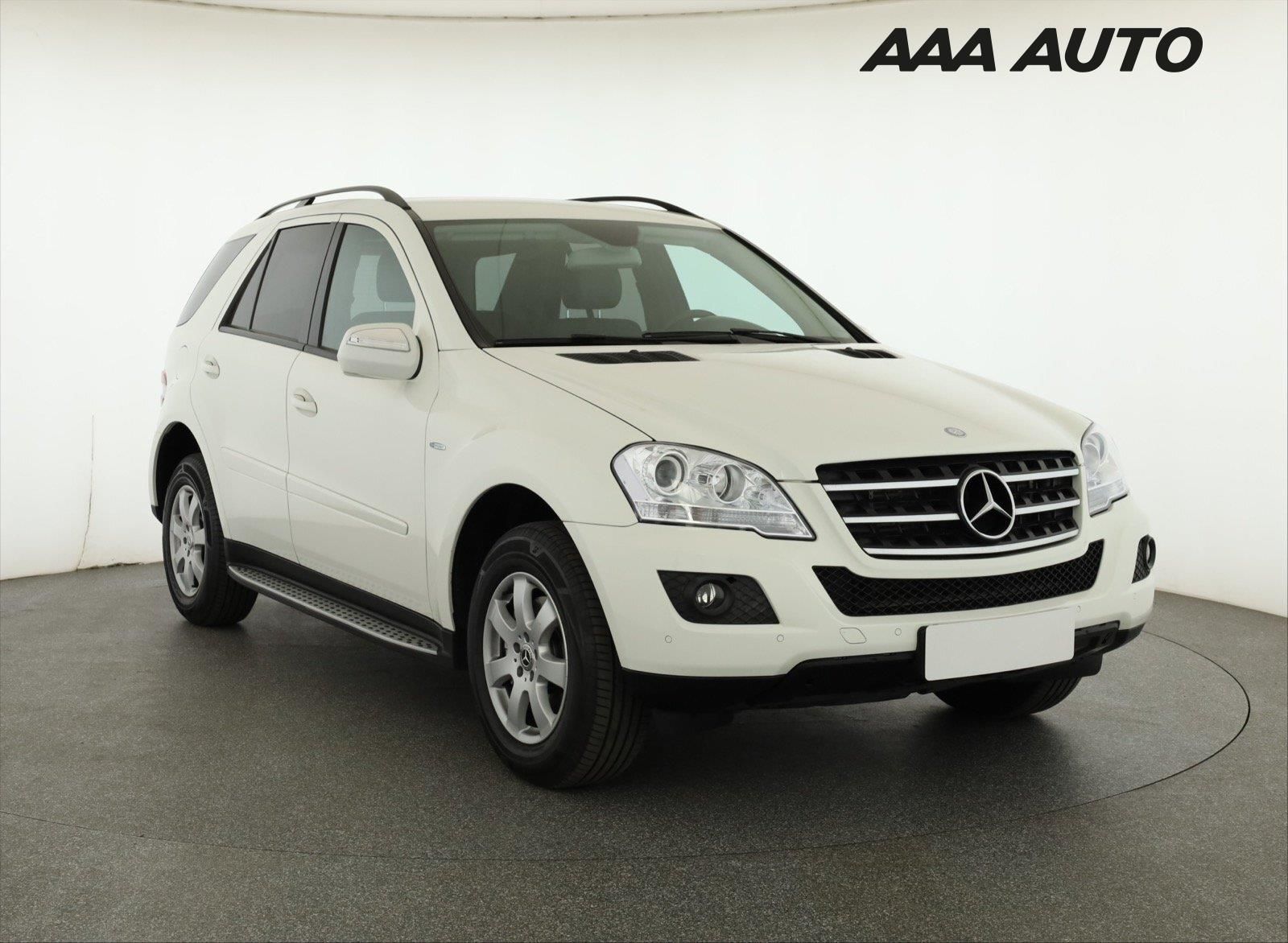 Mercedes-Benz Třídy M, ML 300 CDI, 4X4, Automat