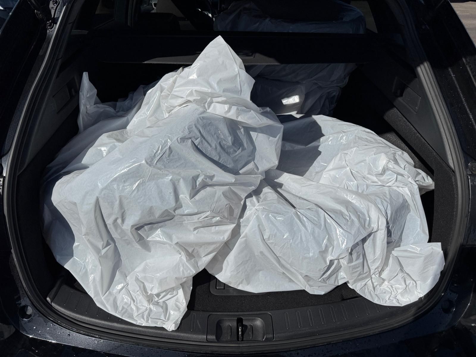 Toyota Corolla, TREK 1.8HYBRID 72kW CZ DPH - fotka 6