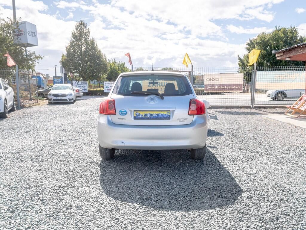 Toyota Auris, ČR 1.4D 66KW – 2x KOLA - fotka 6
