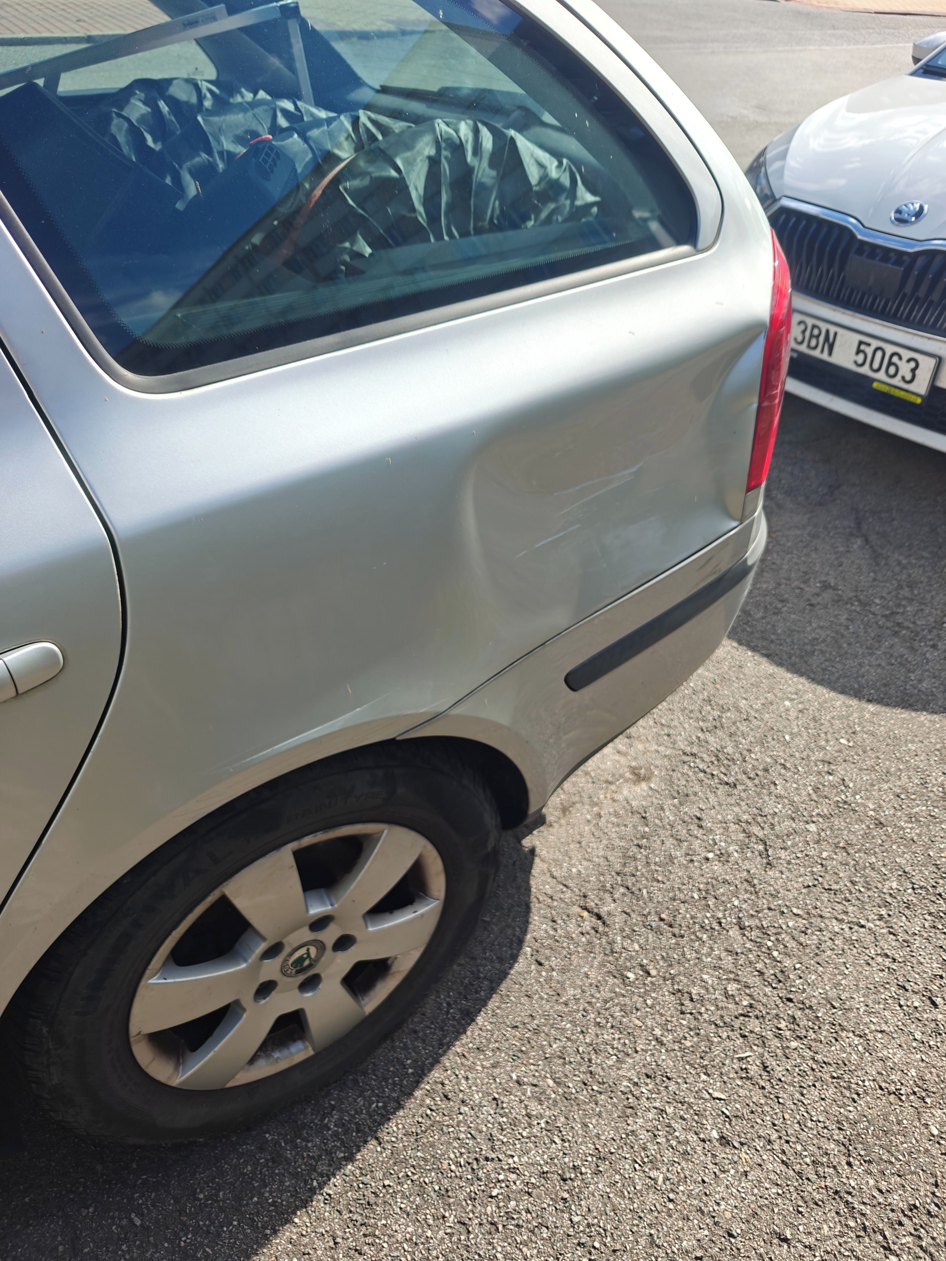 Škoda Octavia, 1.9 TDI servisní knížka - fotka 4