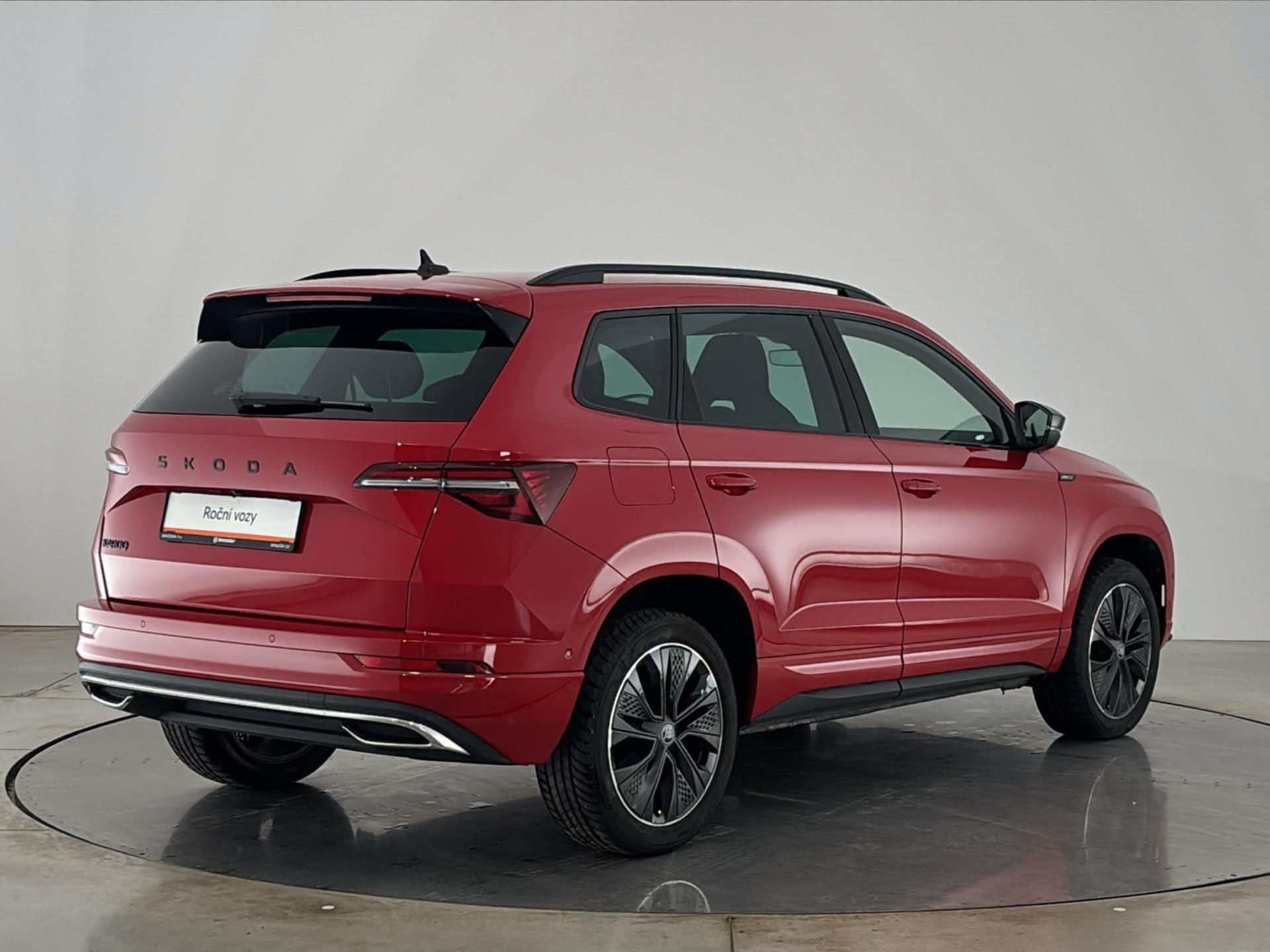 Škoda Karoq, 1.5 TSI / 110 kW Sportline DSG - fotka 2