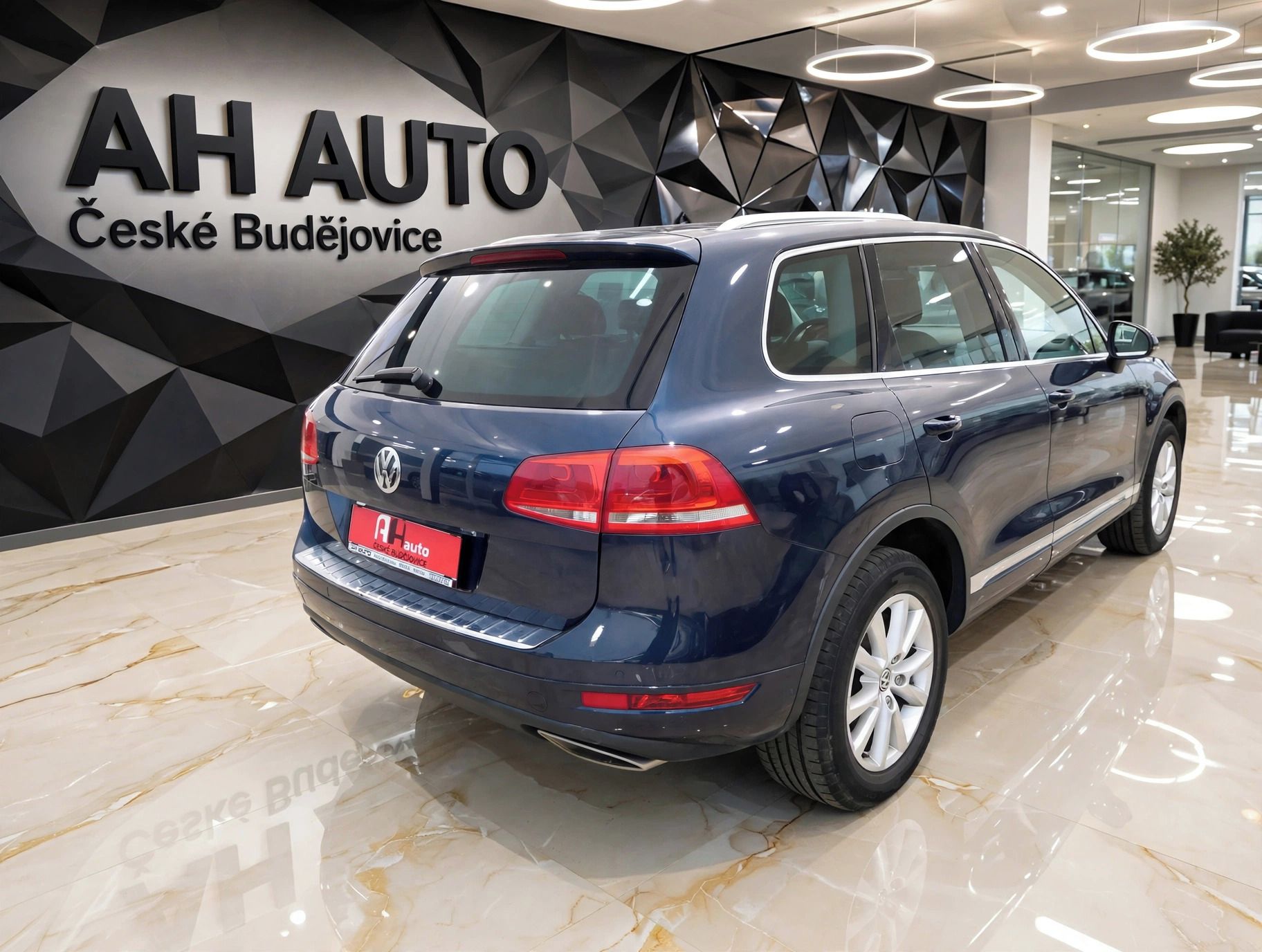 Volkswagen Touareg, 3.0 TDi Confort, 176 kW, 4X4 - fotka 4