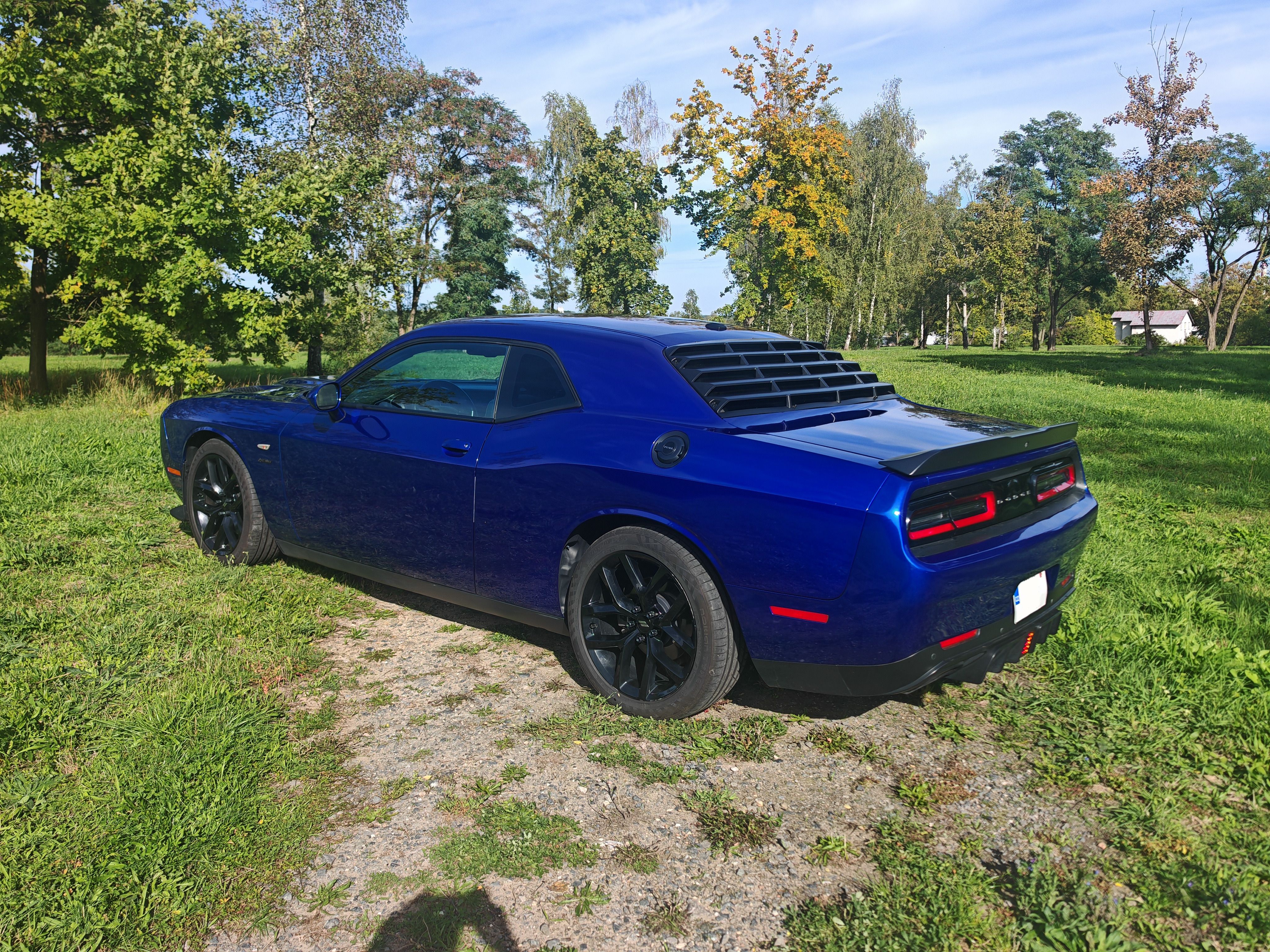 Dodge Challenger, Prodám Dodge Challenger v8 5.7 - fotka 5