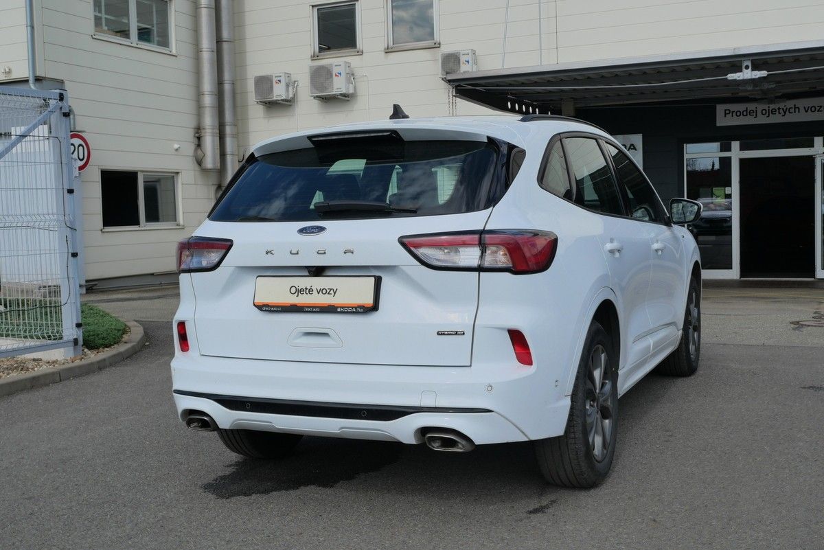 Ford Kuga, 2.5 Hybrid AWD ST-Line - fotka 2