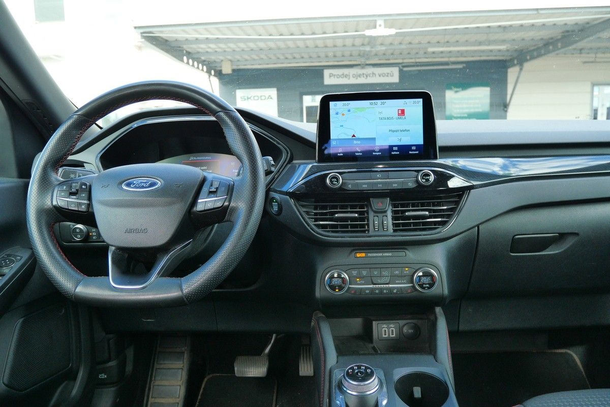 Ford Kuga, 2.5 Hybrid AWD ST-Line - fotka 6