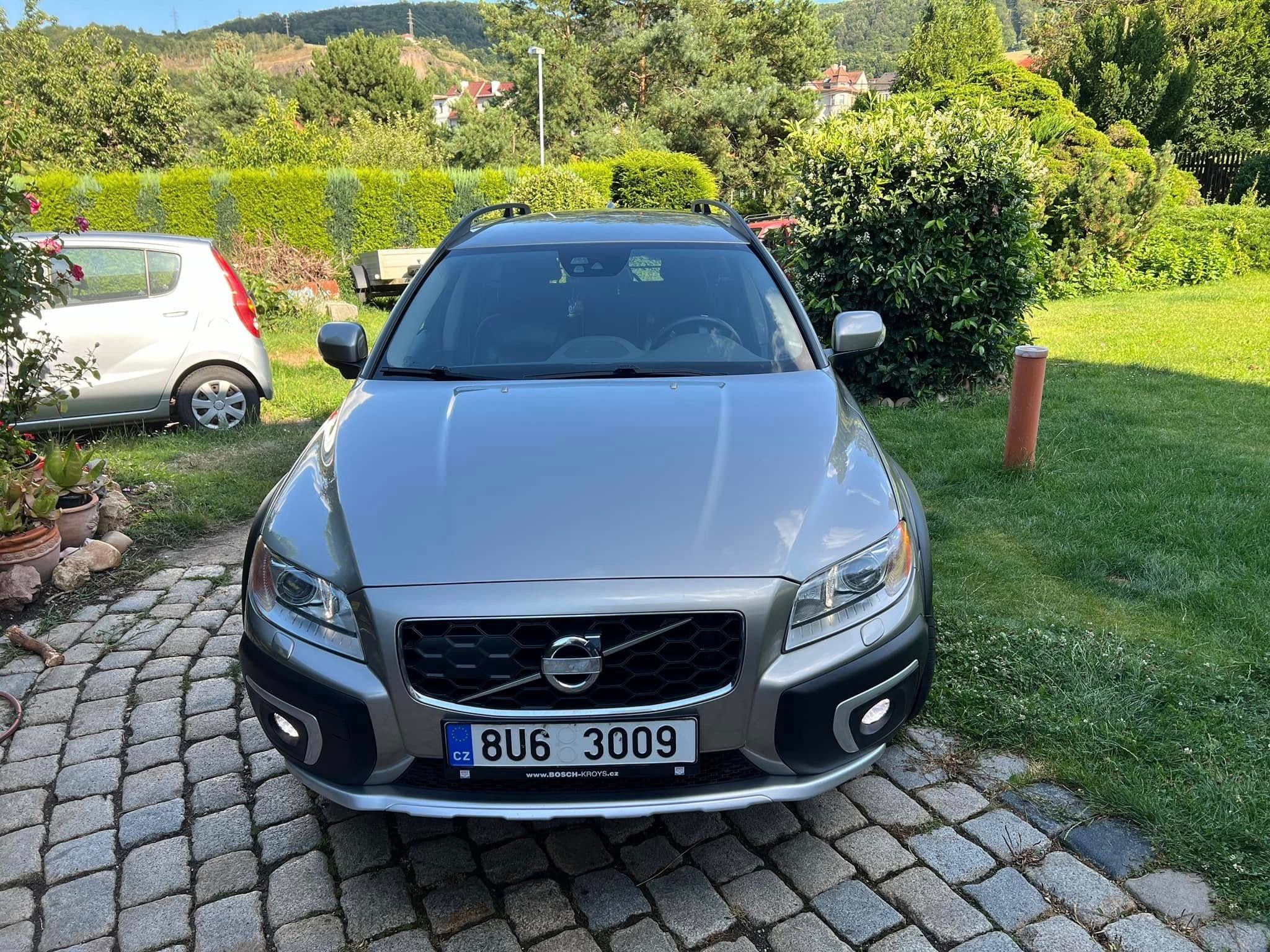 Volvo XC70 - fotka 2