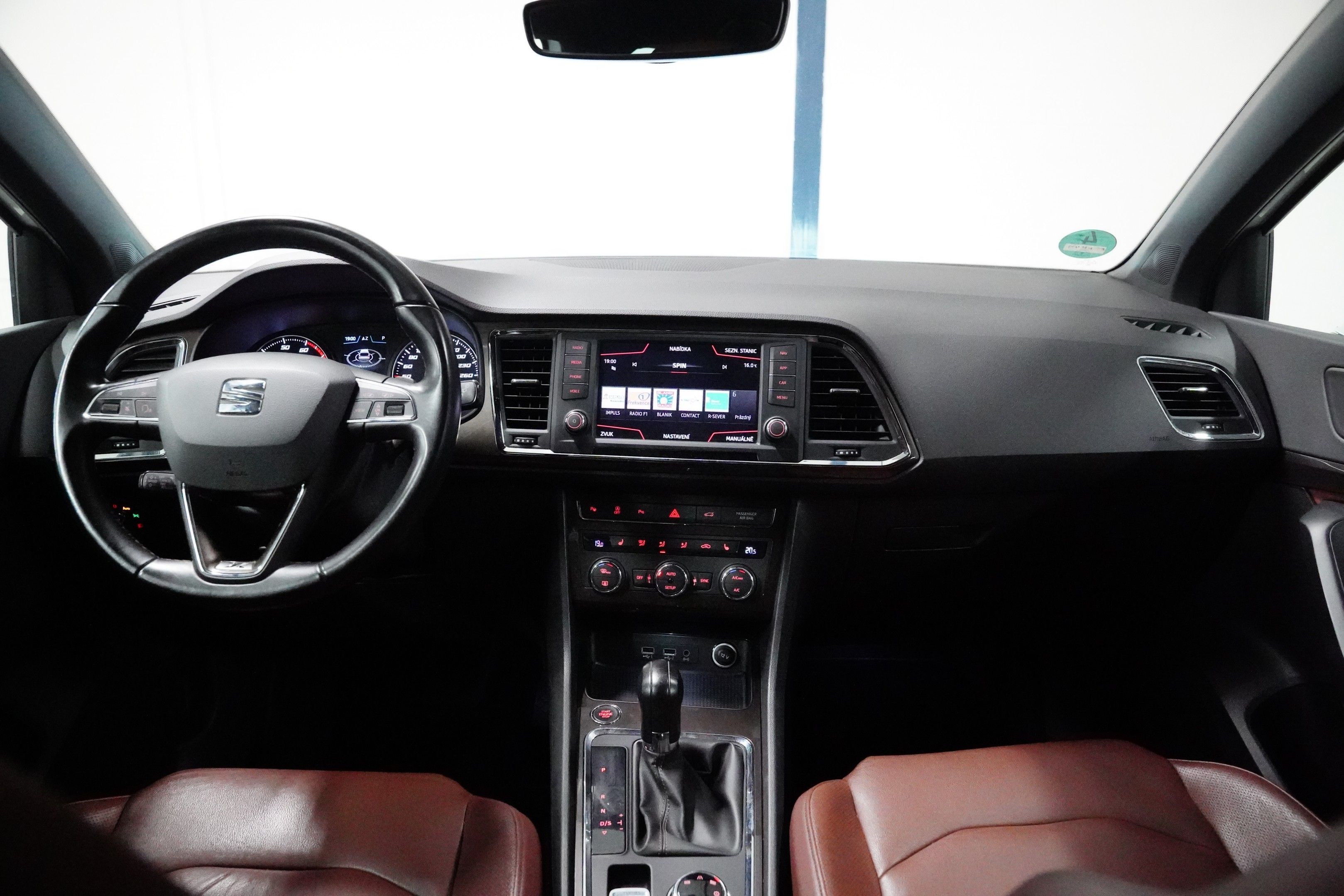 Seat Ateca, 1.4TSI 110kW Excellence - fotka 5