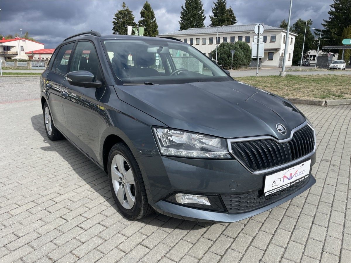 Škoda Fabia, 1,0 MPi 55kw Klima Tažné Euro6 - fotka 6