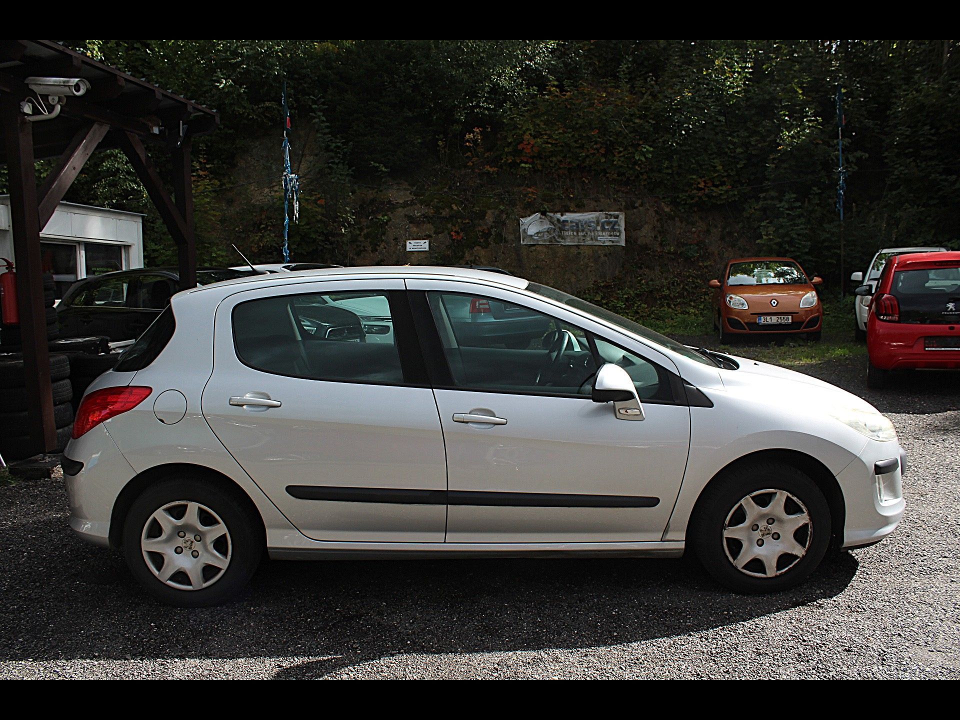 Peugeot 308, 1.6i 88 kW klima - fotka 5