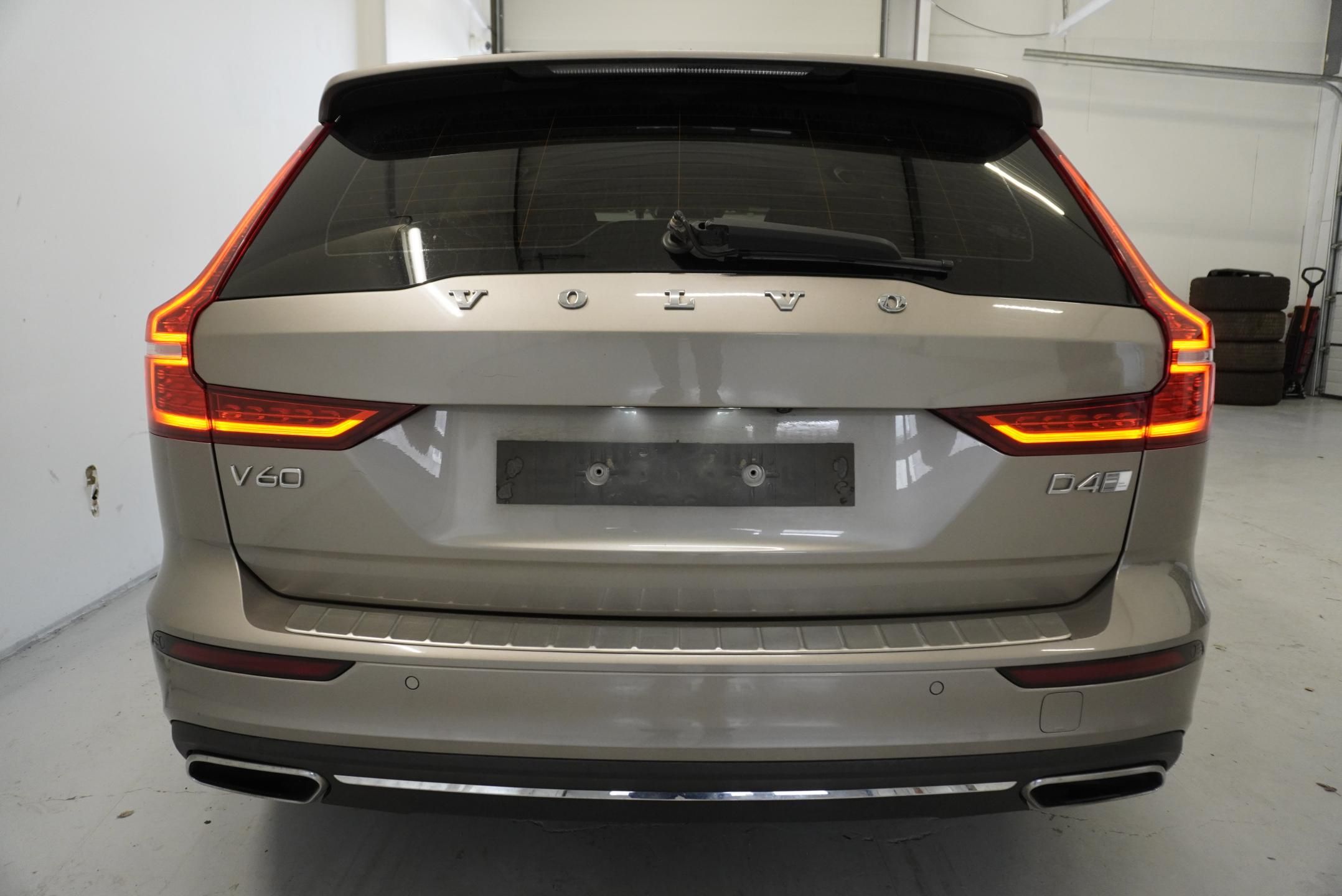 Volvo V60, 2,0 D4 POLESTAR INSCRIPTION - fotka 6